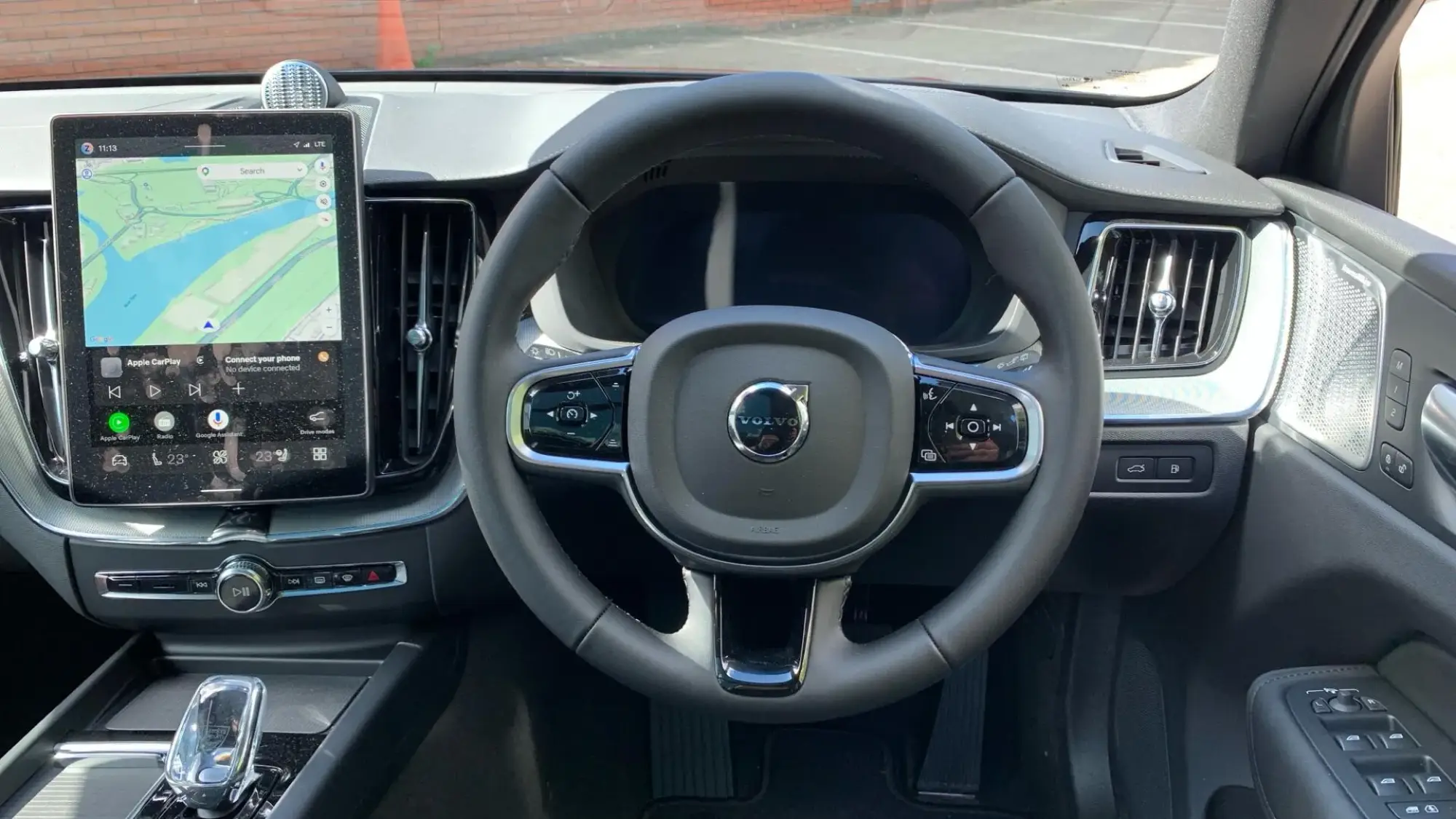 Volvo XC60 Image 10