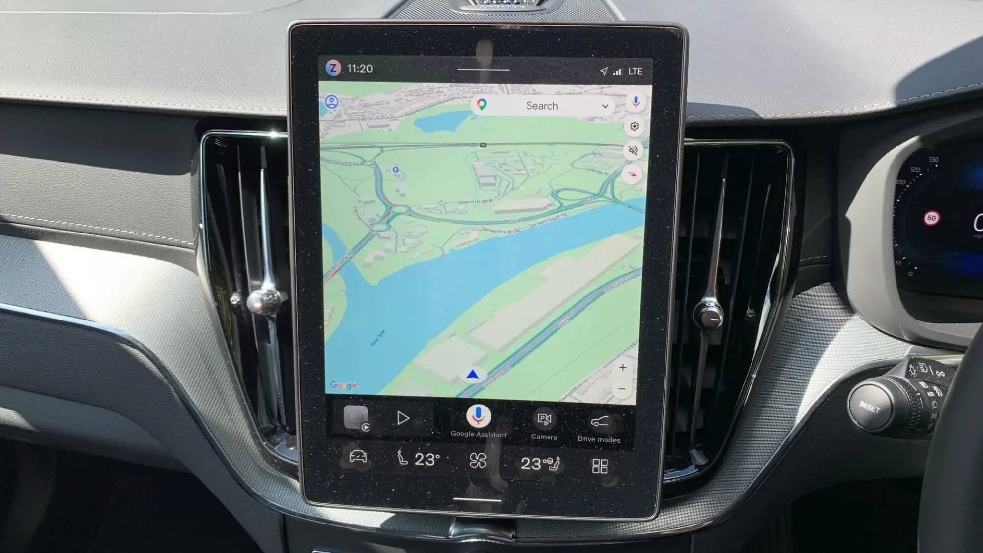 Volvo XC60 Image 18