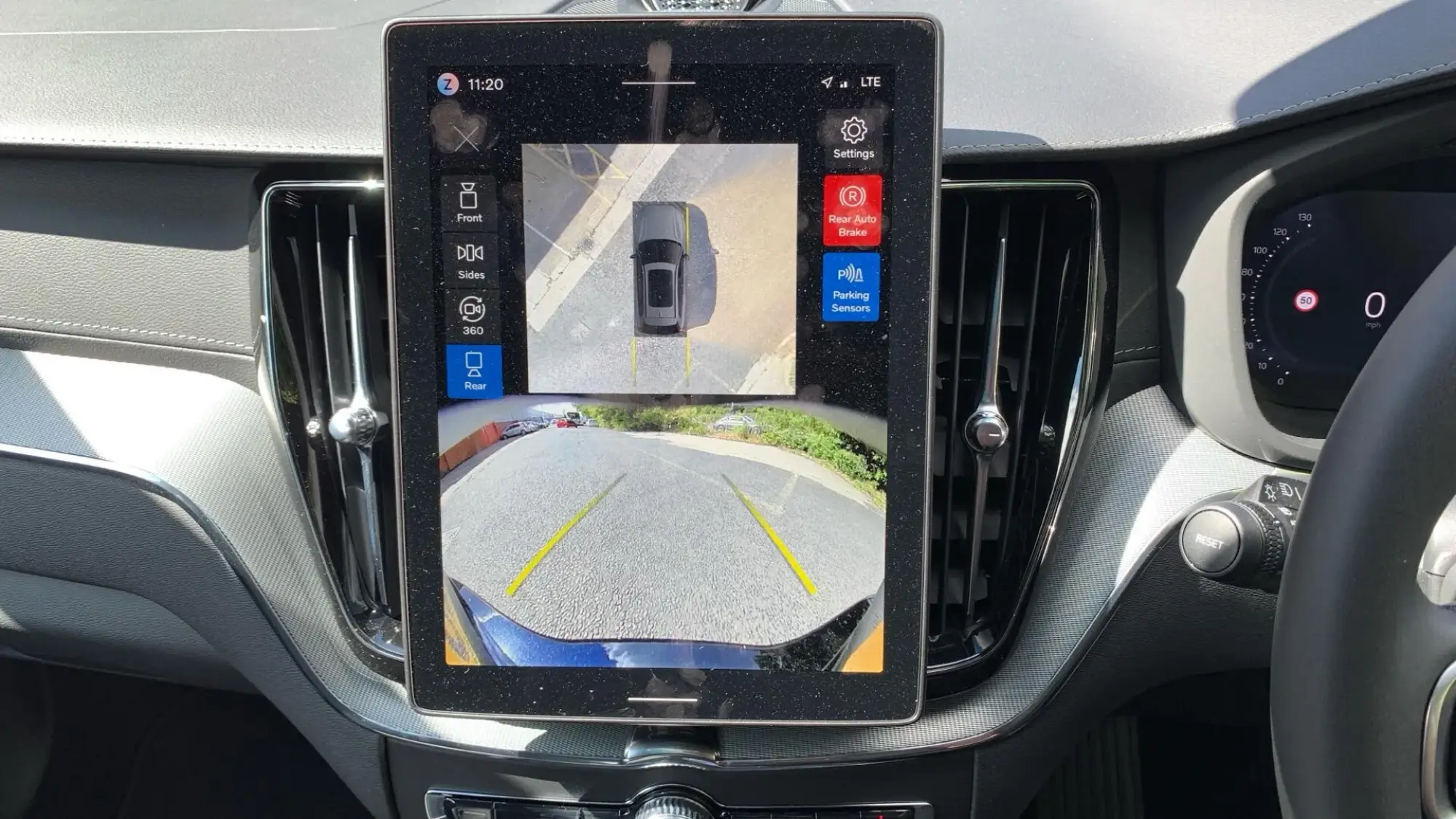 Volvo XC60 Image 19