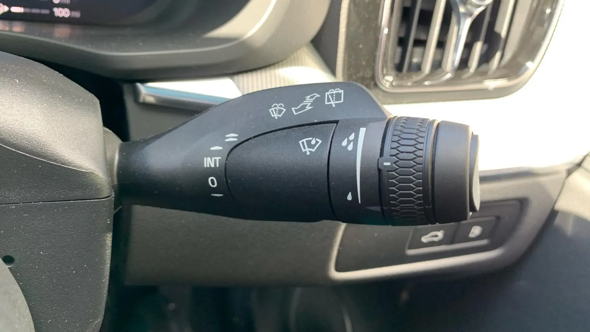 Volvo XC60 Image 23