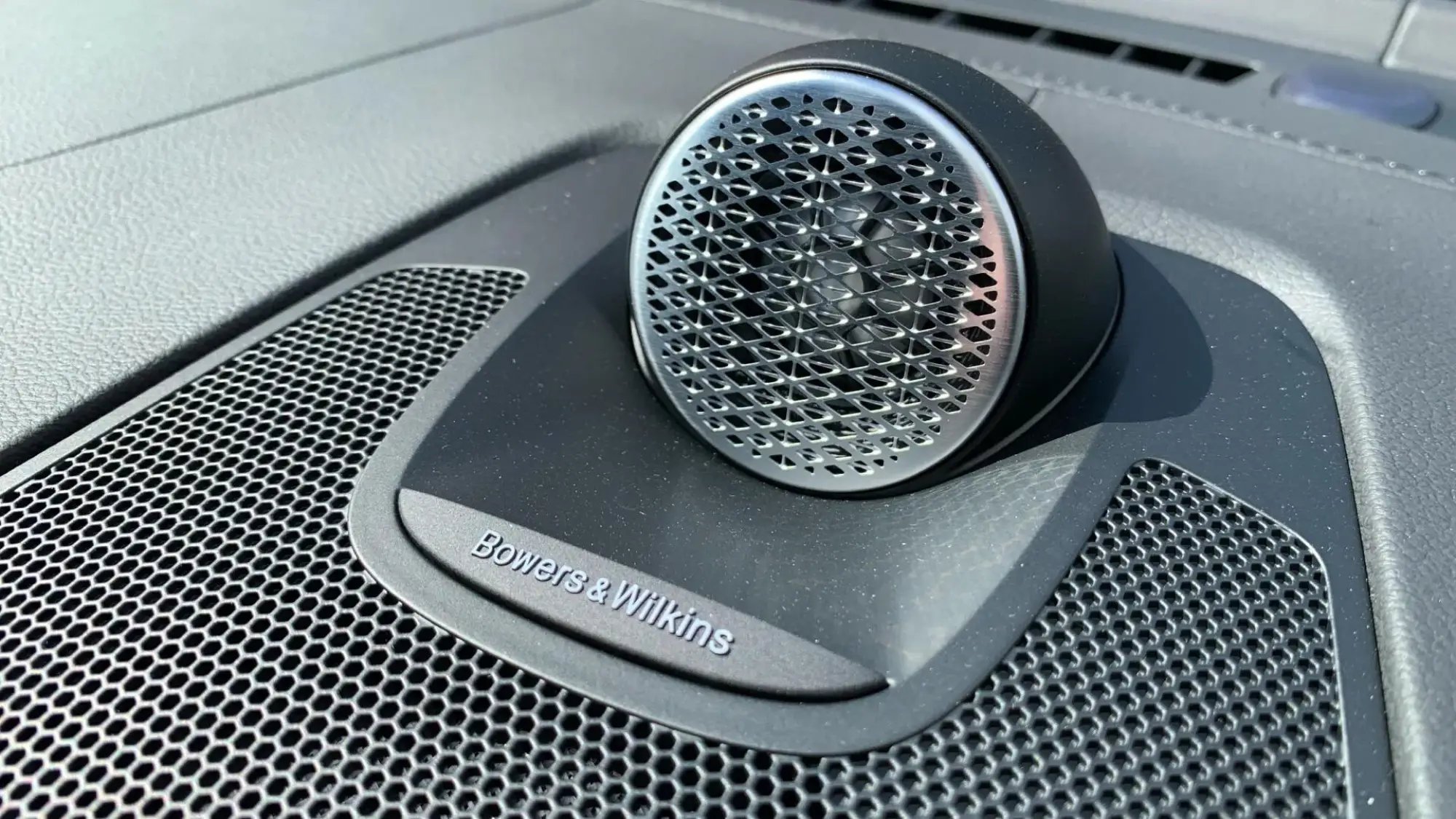 Volvo XC60 Image 25