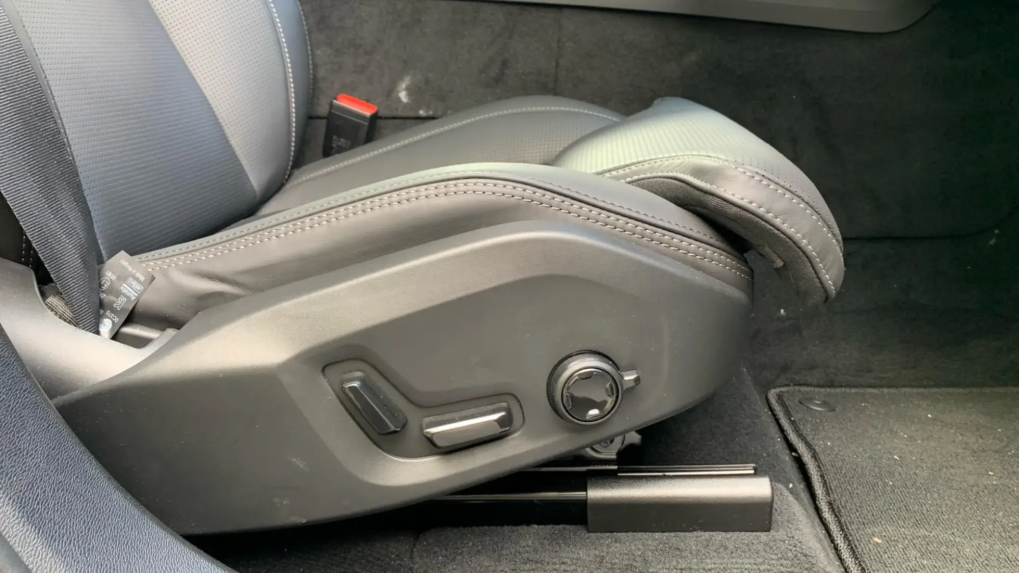 Volvo XC60 Image 30