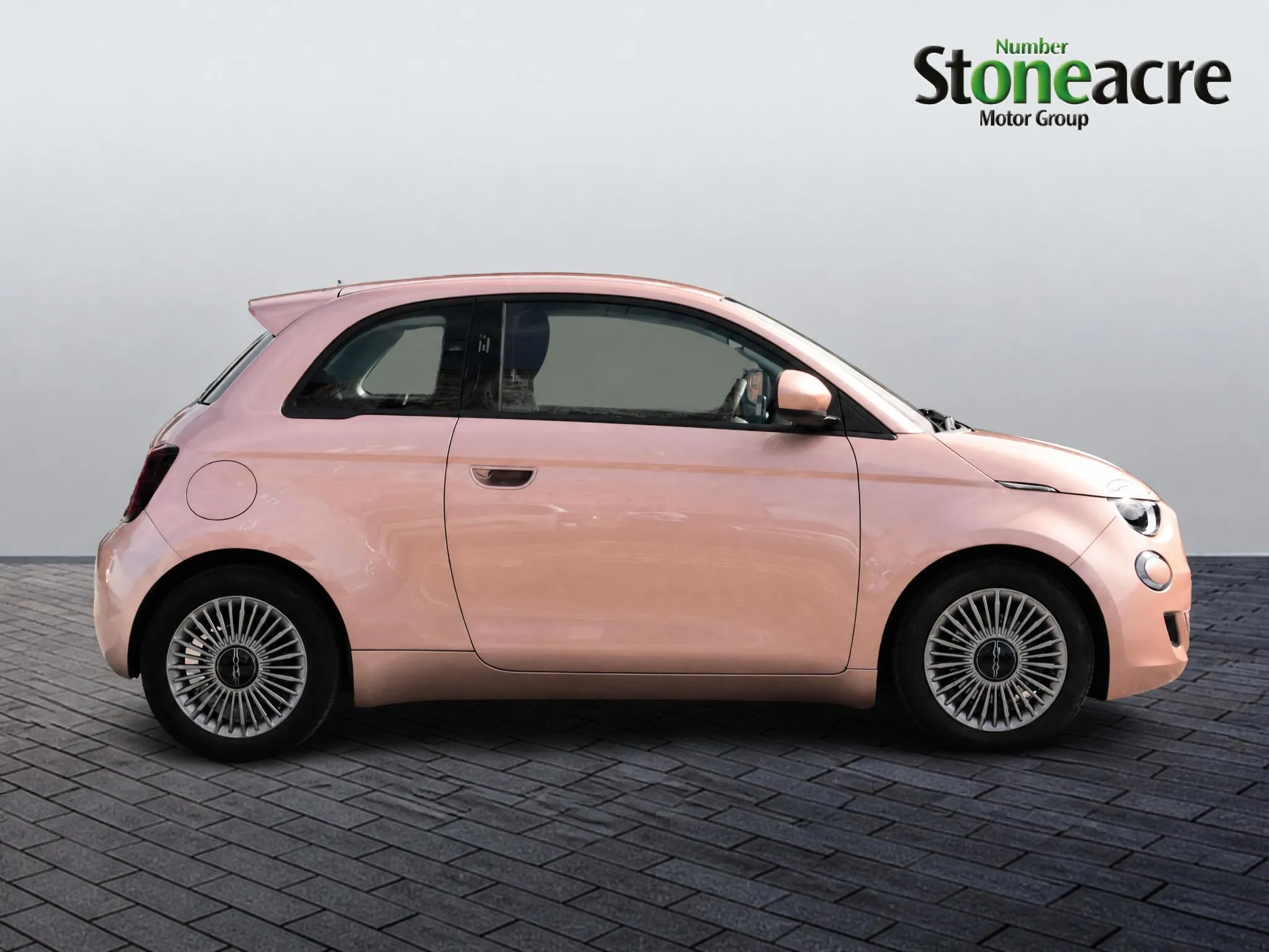 Fiat 500e listing photo