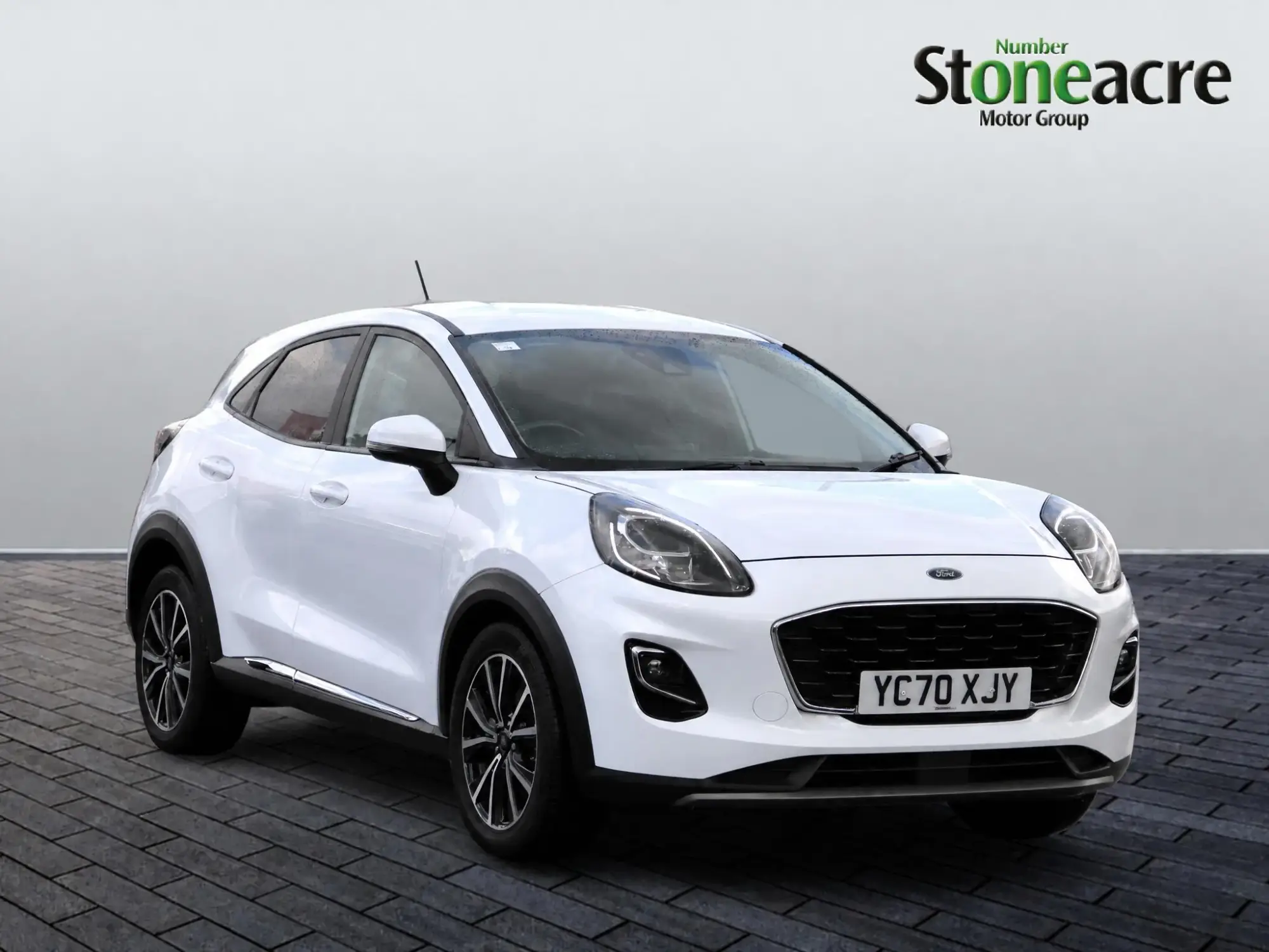 Ford Puma 1.0 EcoBoost Hybrid mHEV Titanium 5dr YC70XJY Image 1