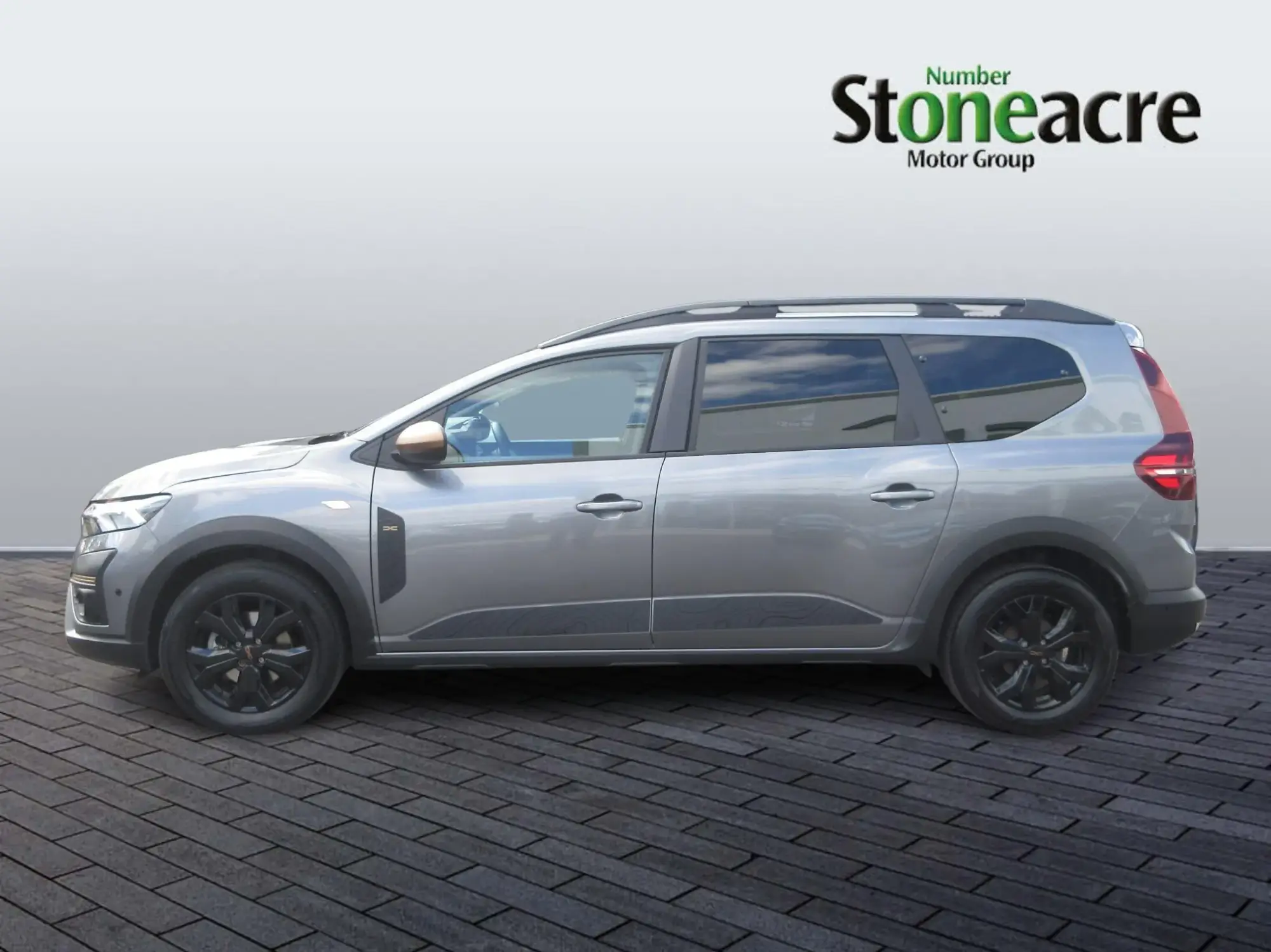 Dacia Jogger Hybrid Image 6 Dacia Jogger Hybrid Image 6