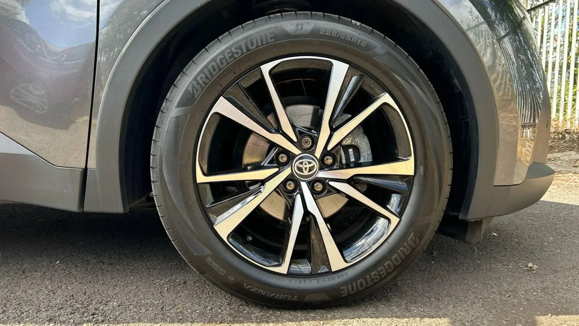 Toyota C-HR Self-Charging Hybrid Image 18 Toyota C-HR Self-Charging Hybrid Image 18