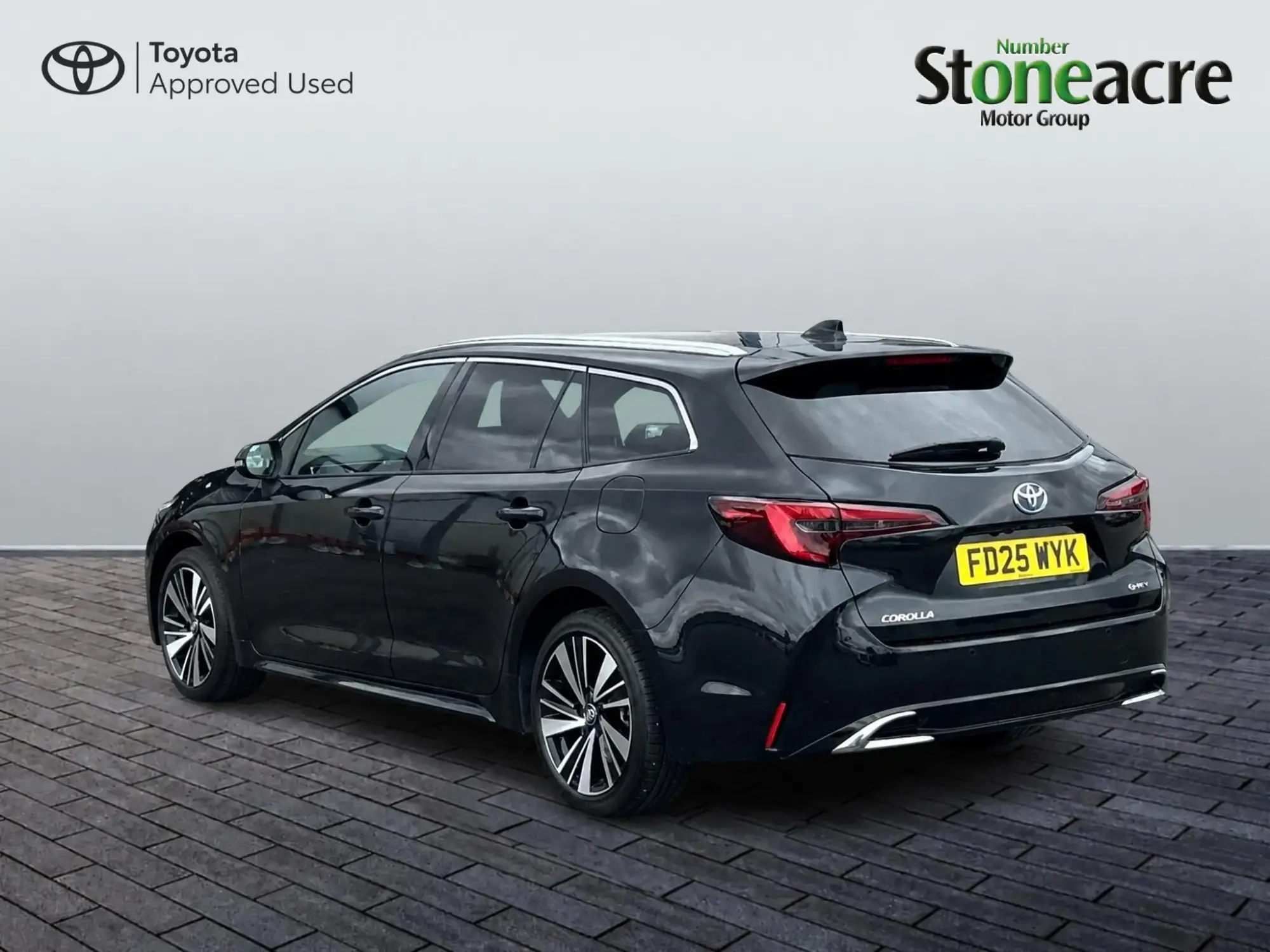 Toyota Corolla Touring Sports Image 5