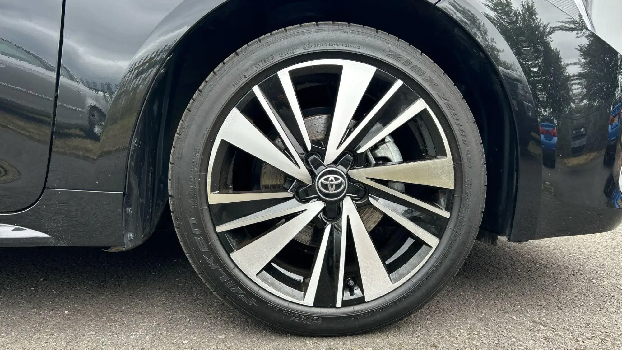 Toyota Corolla Touring Sports Image 18