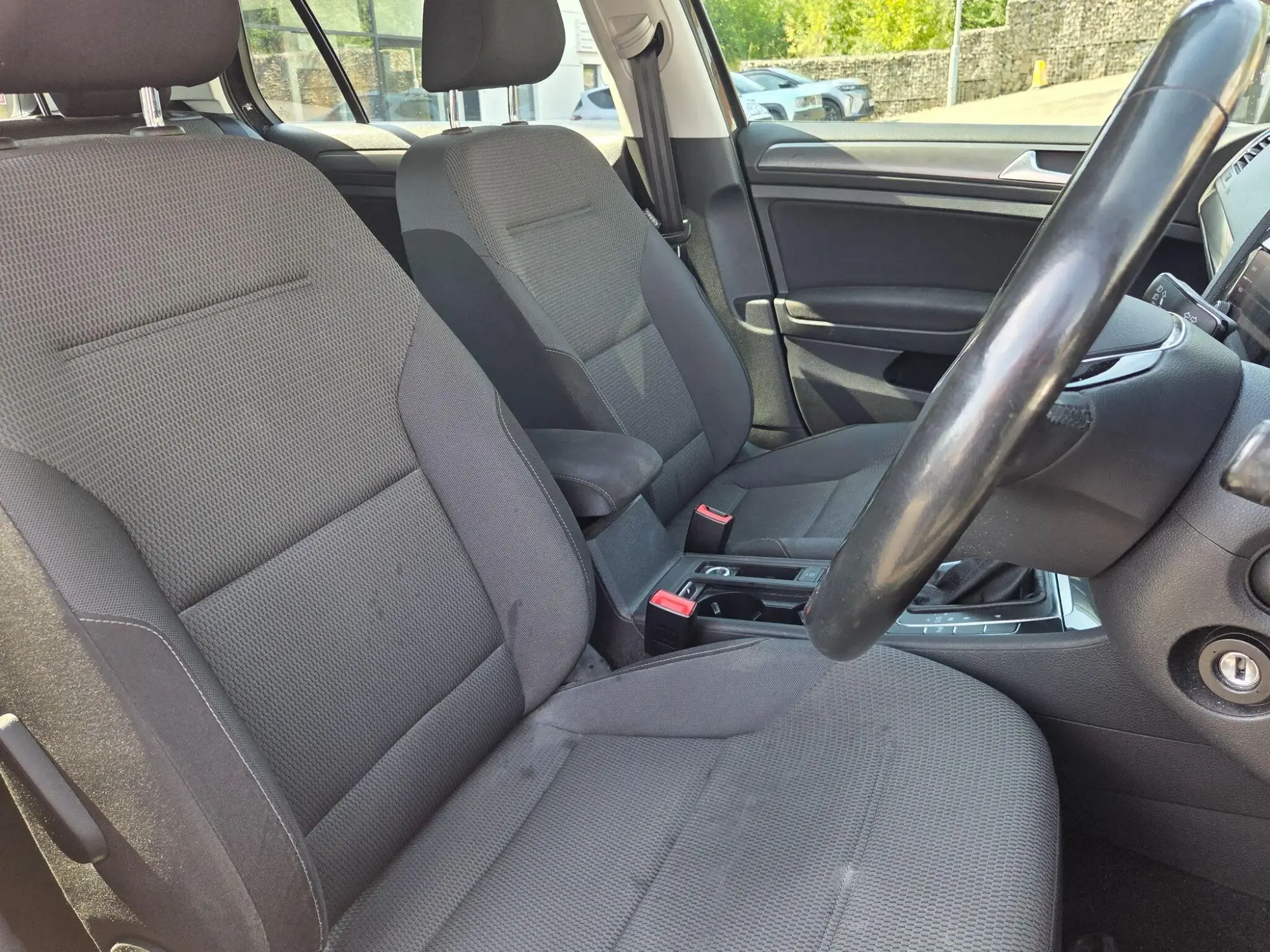 Volkswagen Golf Image 13
