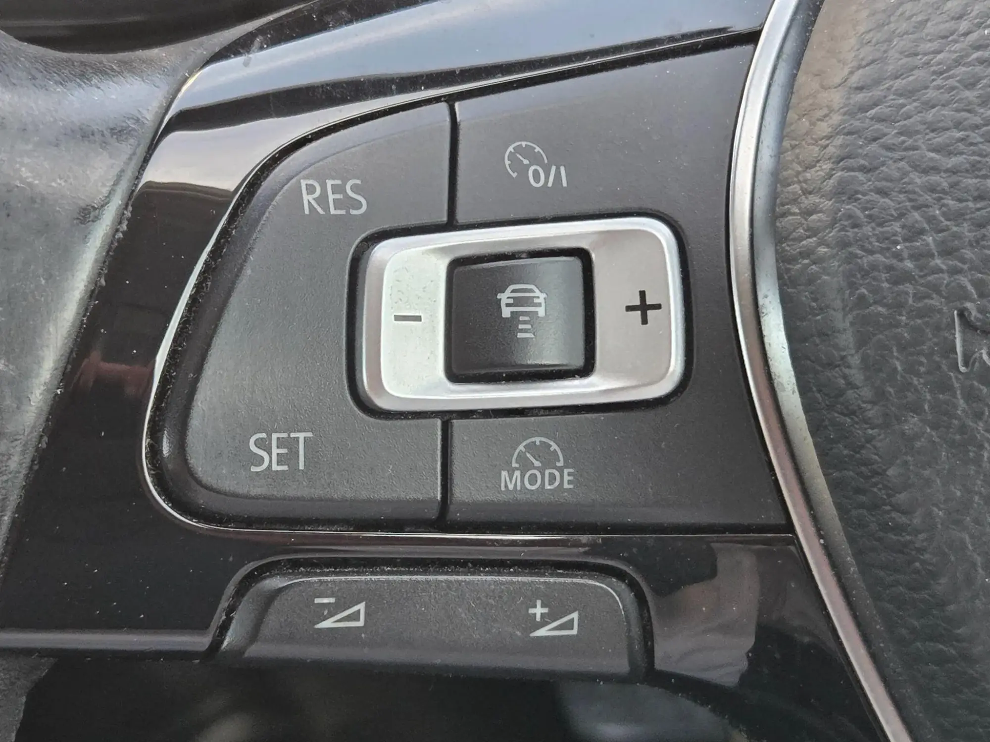 Volkswagen Golf Image 18