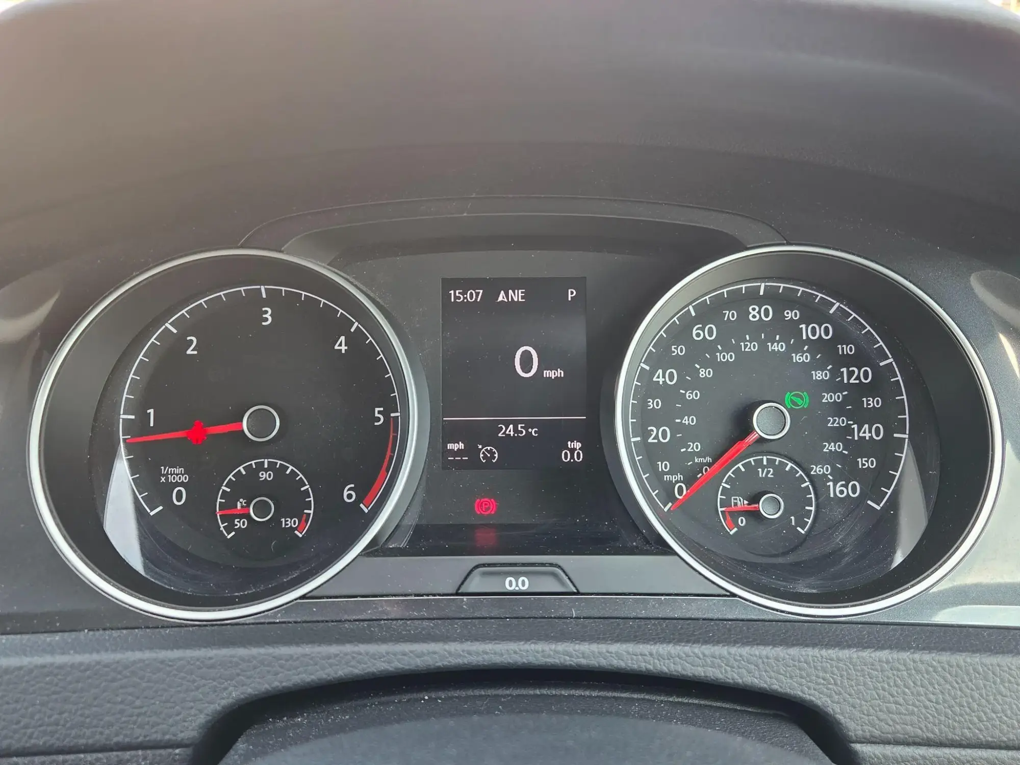 Volkswagen Golf Image 27