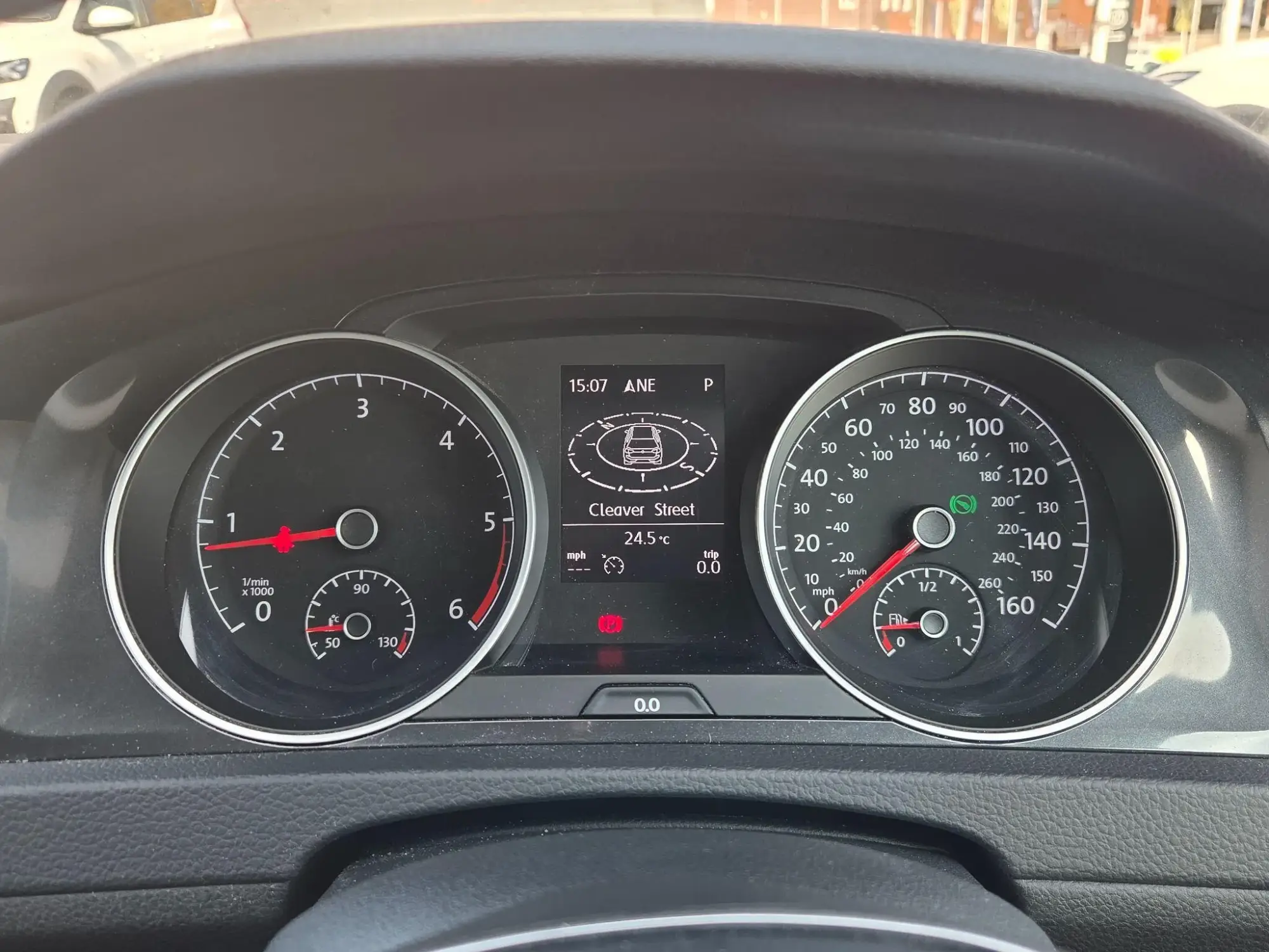 Volkswagen Golf Image 28
