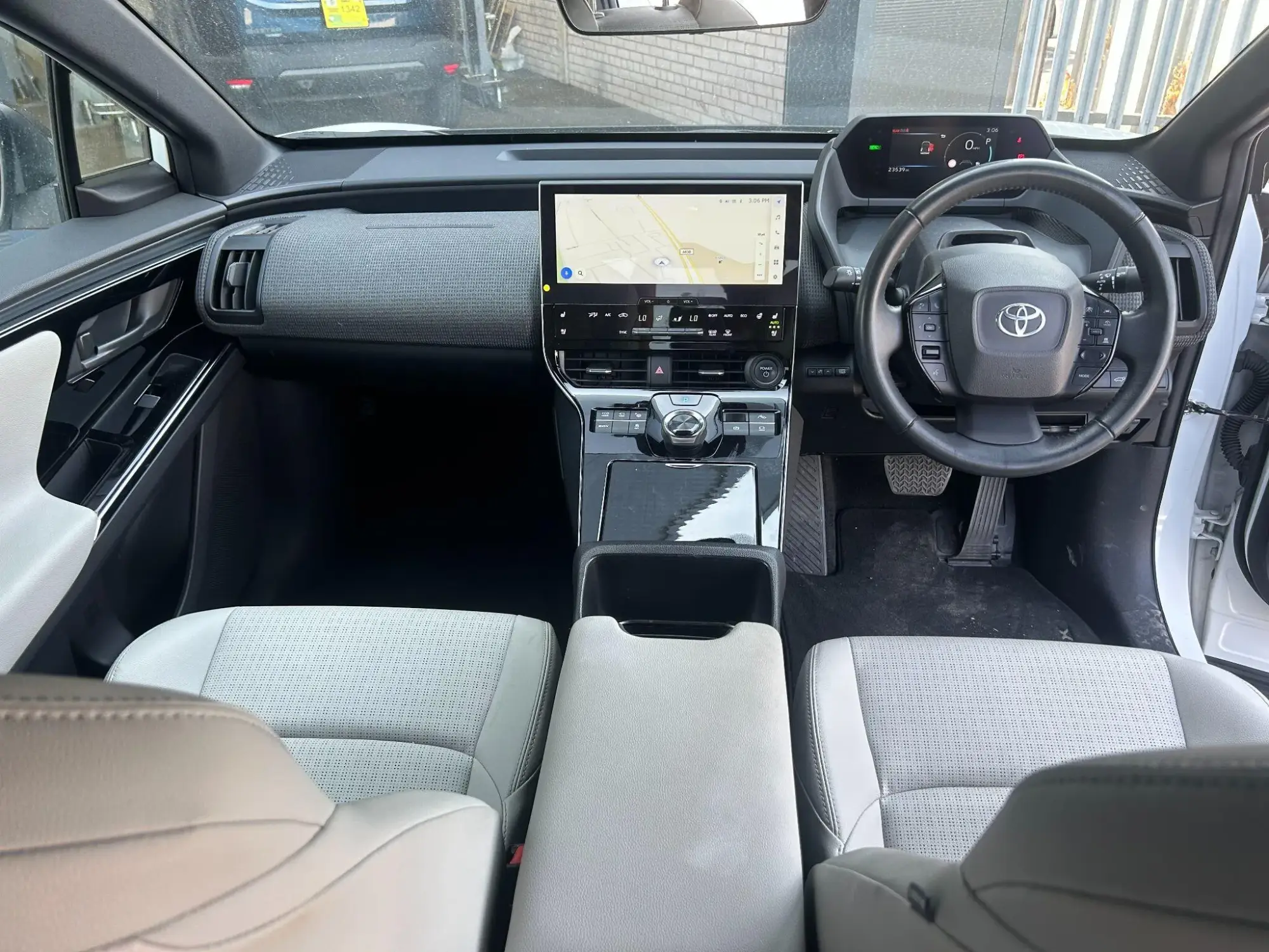 Toyota bZ4X Image 10