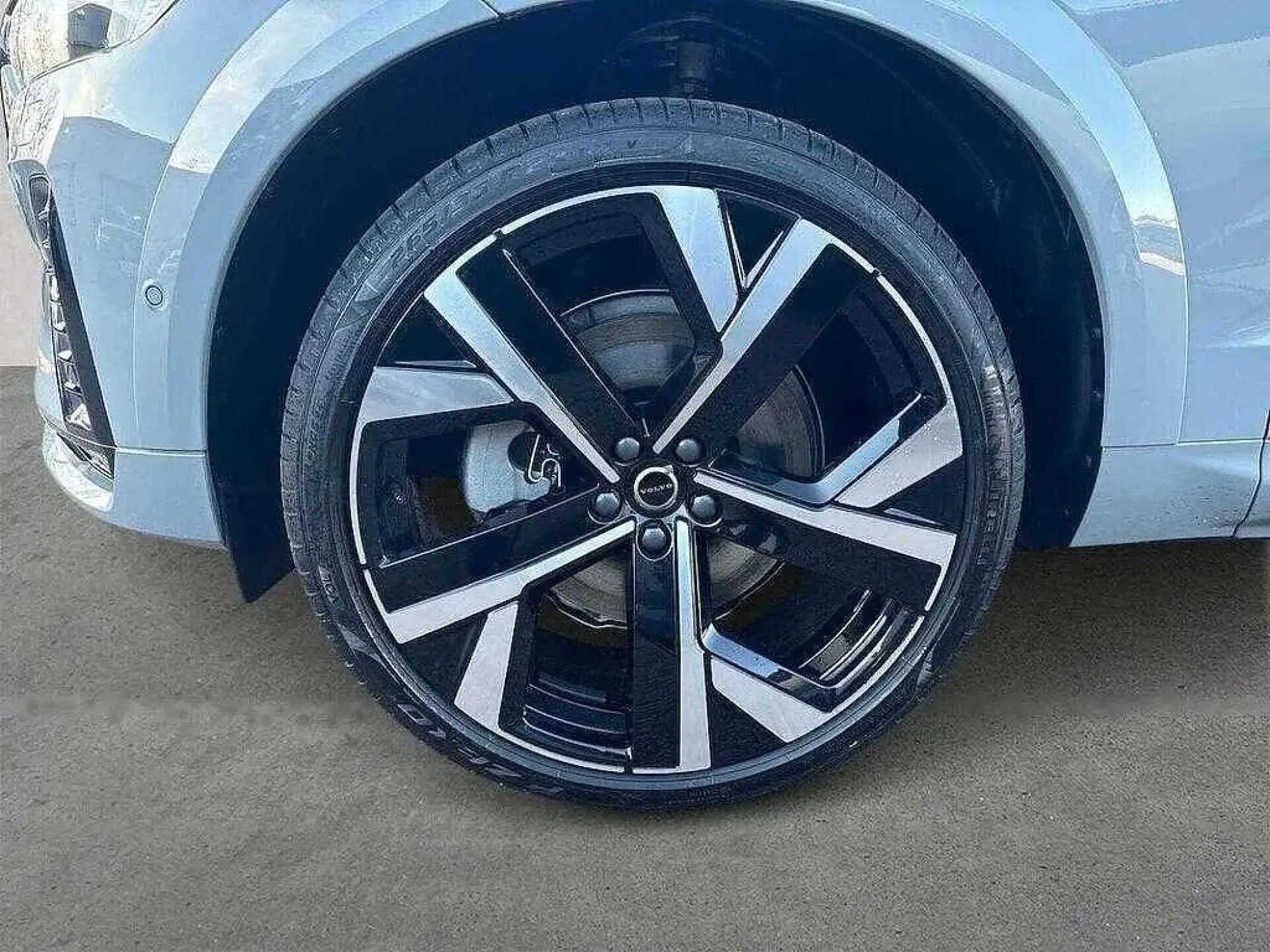 Volvo XC60 Image 9