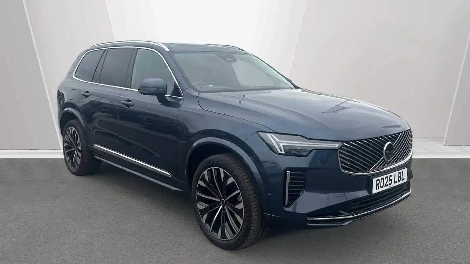 Volvo XC90 Image 1 Volvo XC90 Image 1