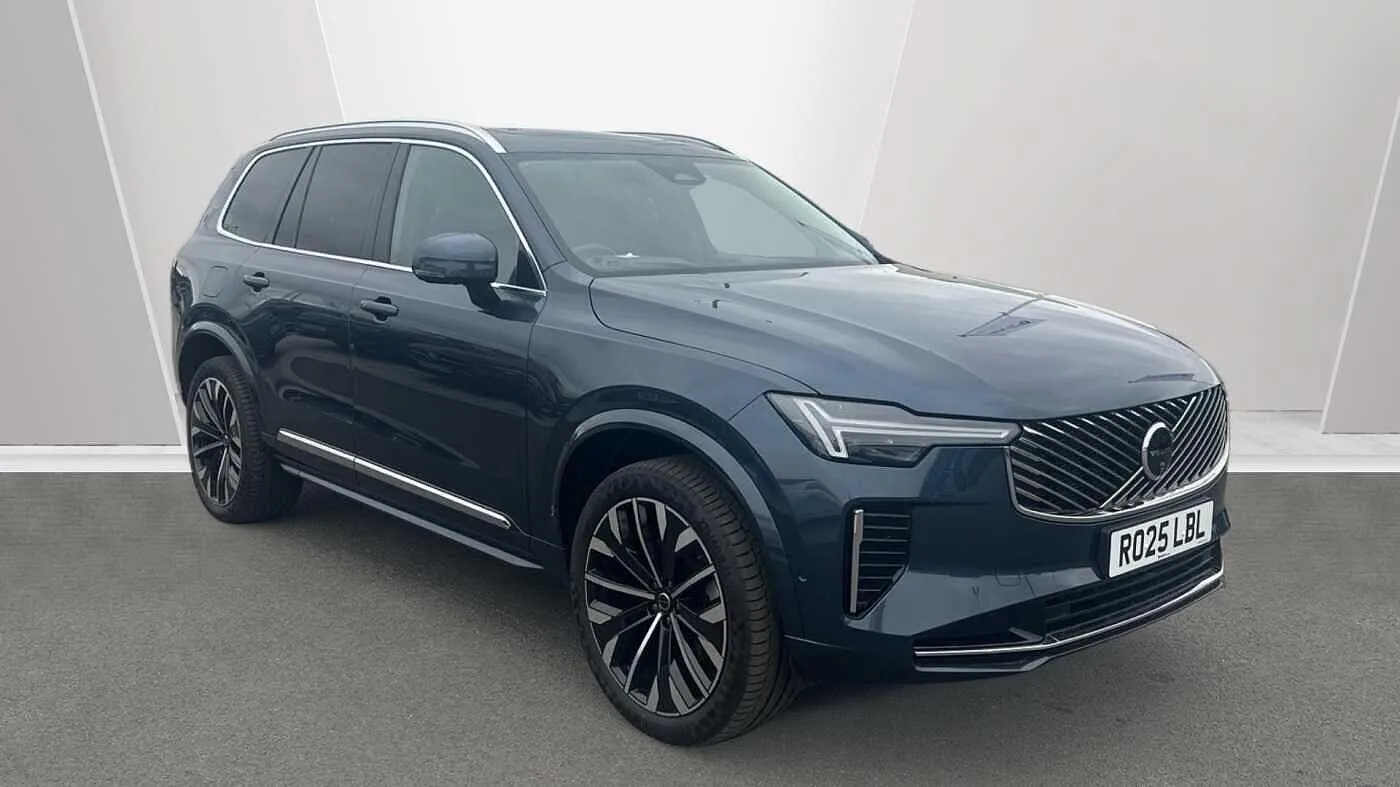 Volvo XC90 listing photo