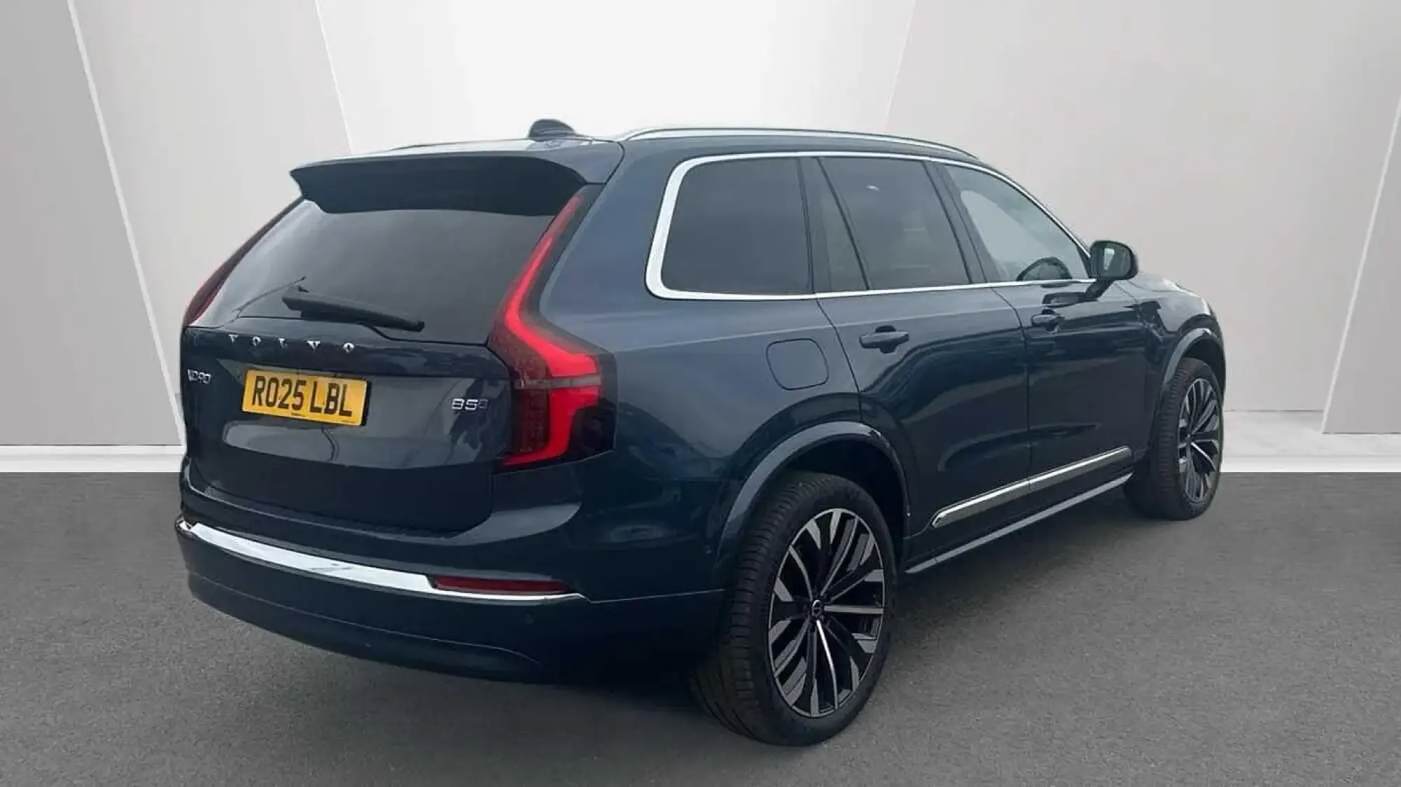 Volvo XC90 Image 2 Volvo XC90 Image 2