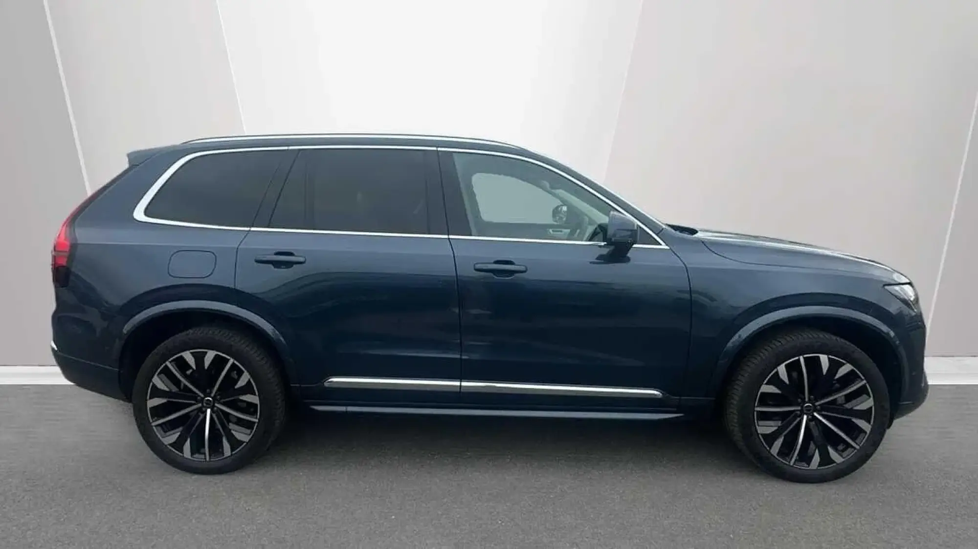 Volvo XC90 Image 3 Volvo XC90 Image 3