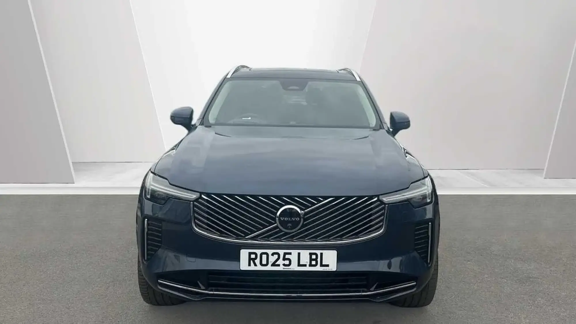 Volvo XC90 Image 8 Volvo XC90 Image 8