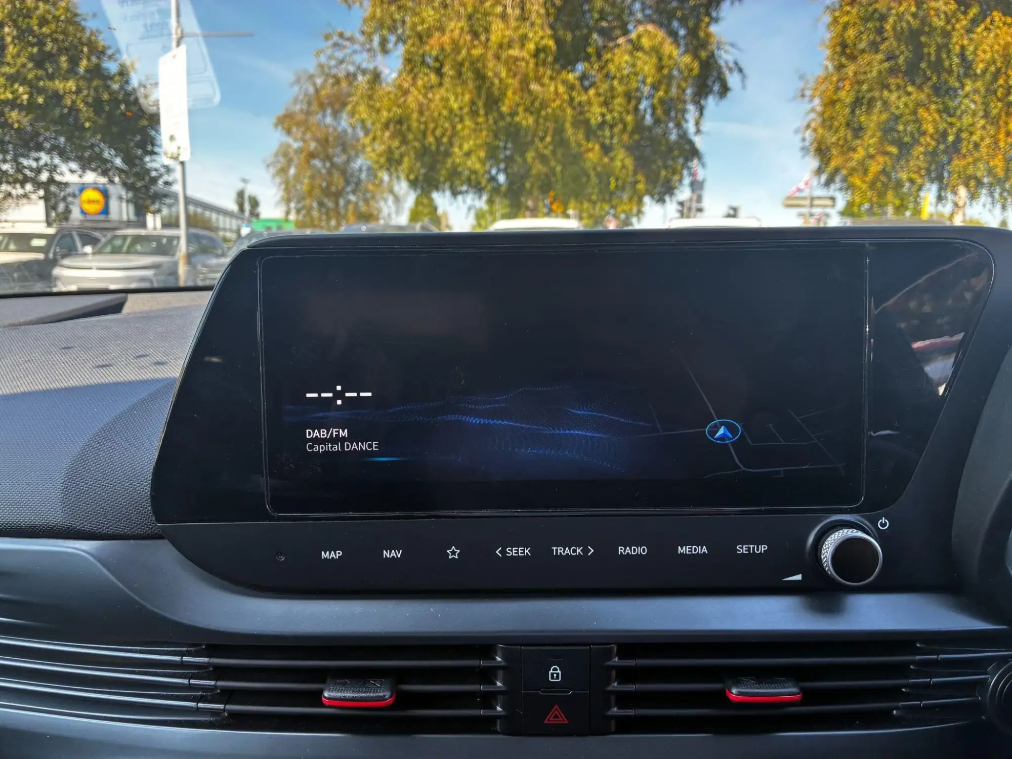 Hyundai i20 Image 16