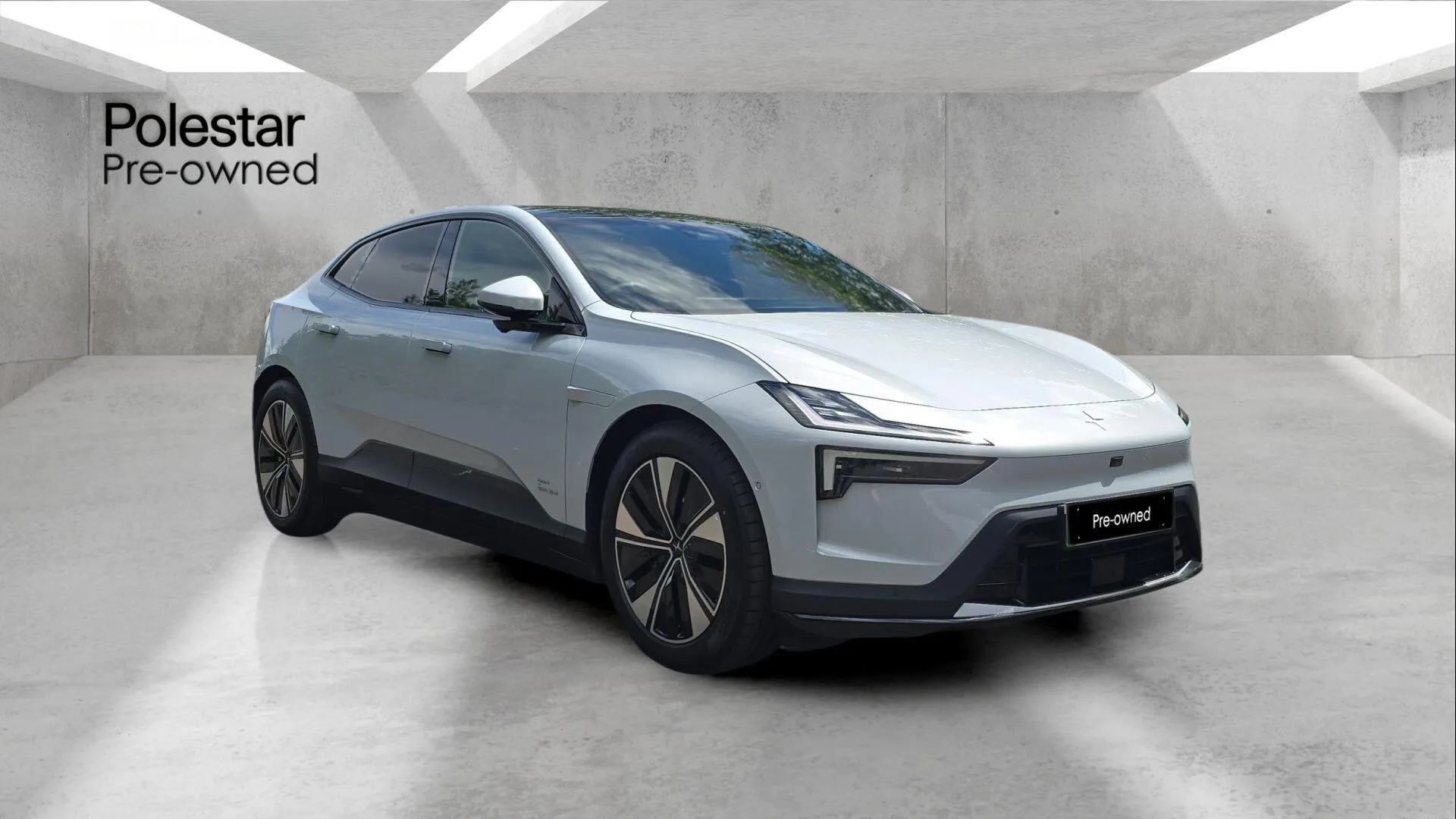 Polestar 4 listing photo