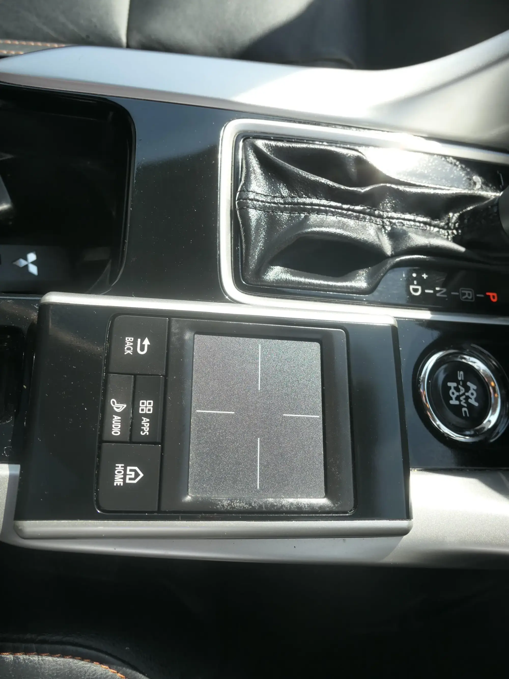 Mitsubishi Eclipse Cross Image 24 Mitsubishi Eclipse Cross Image 24