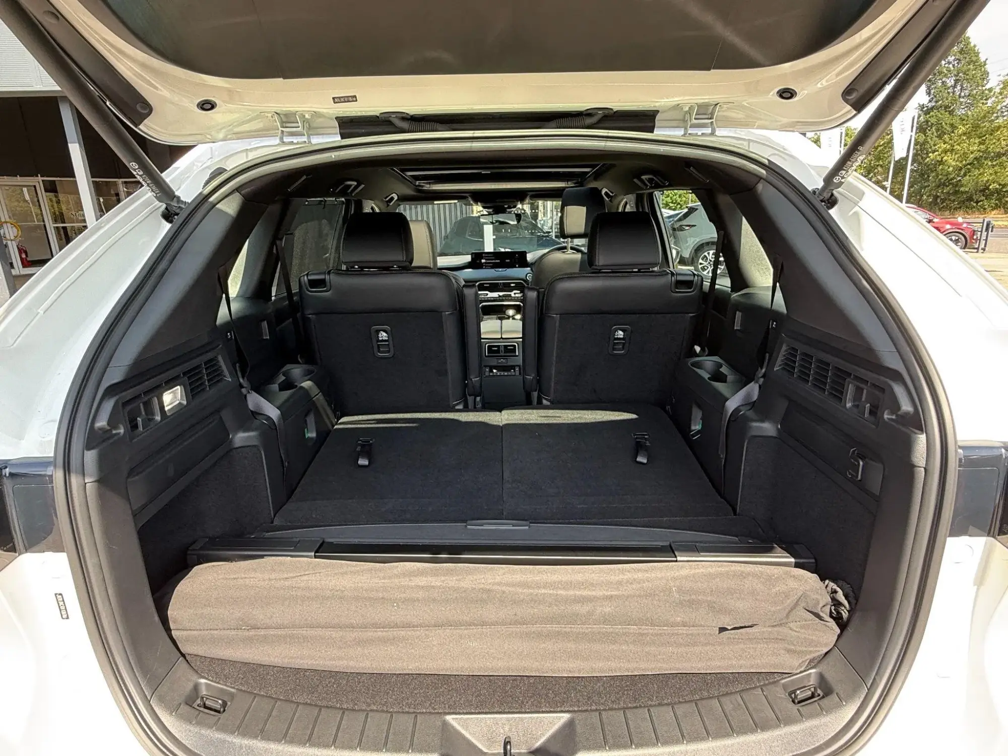 Mazda CX-80 Image 13 Mazda CX-80 Image 13