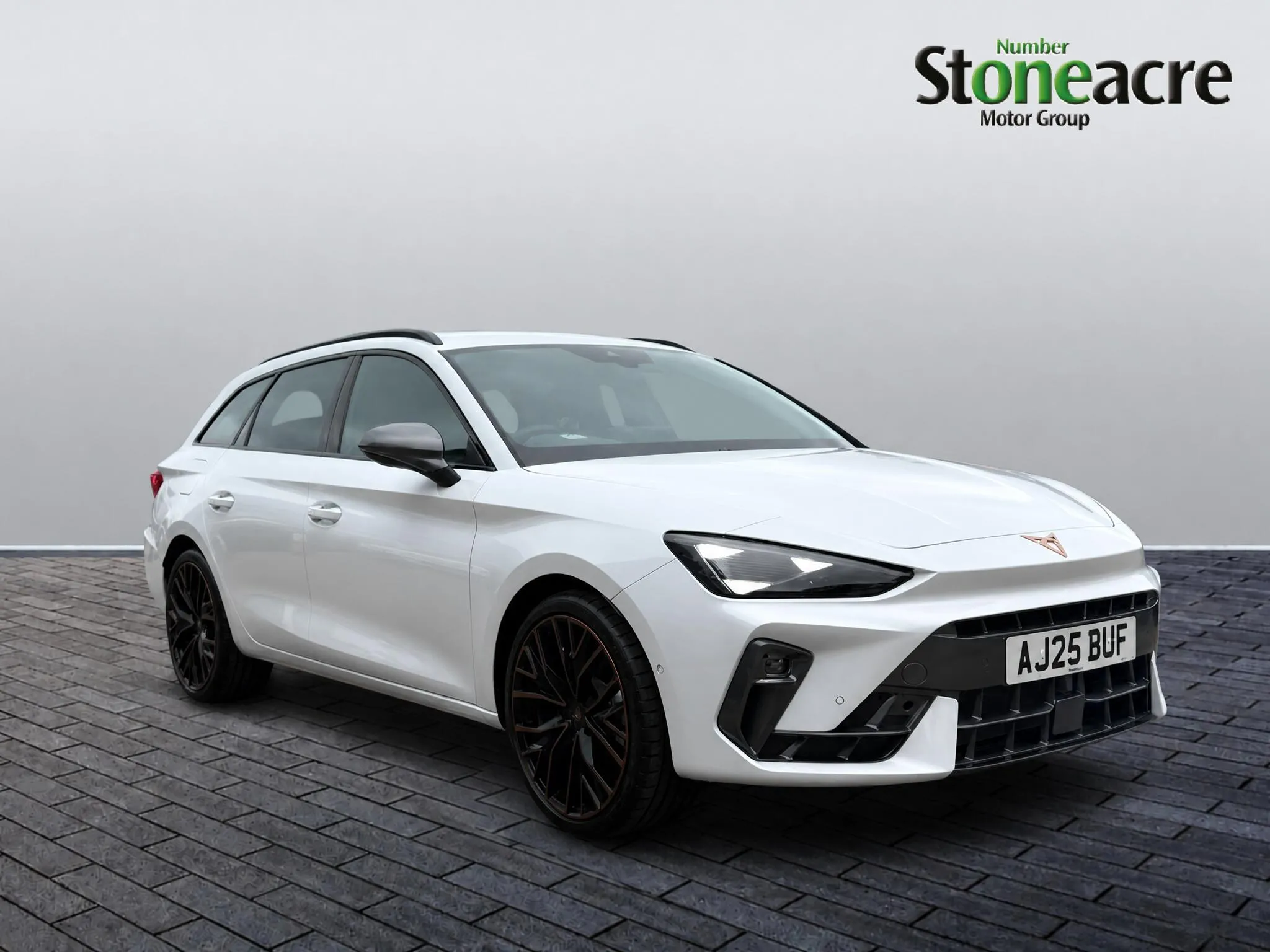 Cupra Leon listing photo