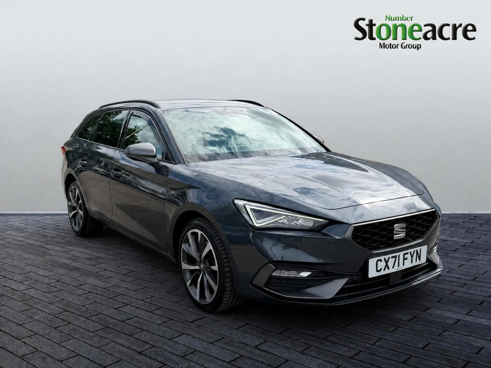 SEAT Leon E-Hybrid listing photo