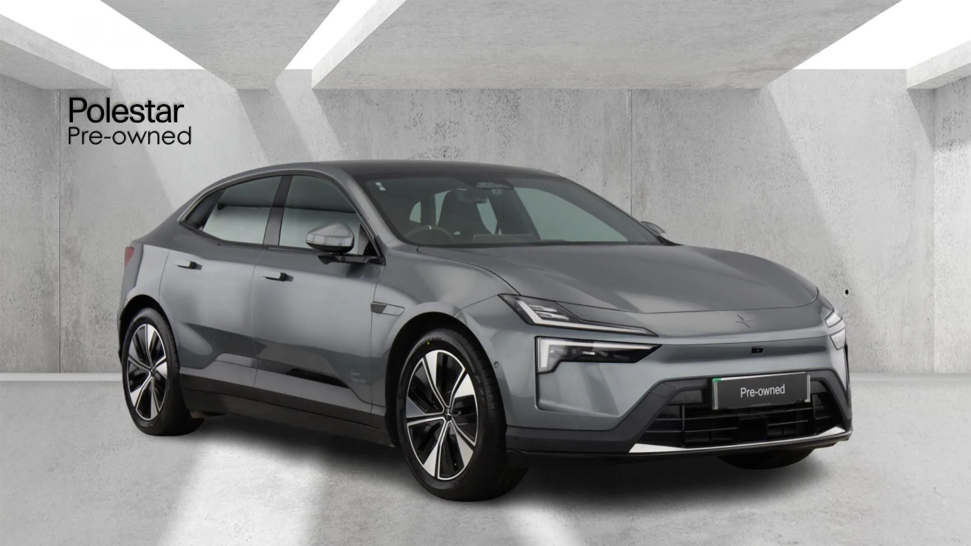 Polestar 4 listing photo