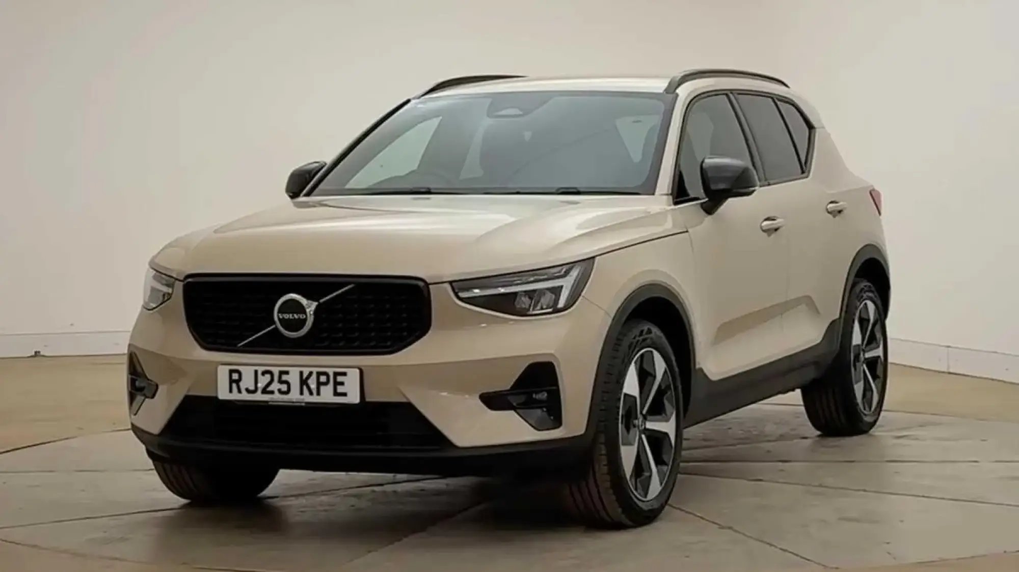 Volvo XC40 Image 3