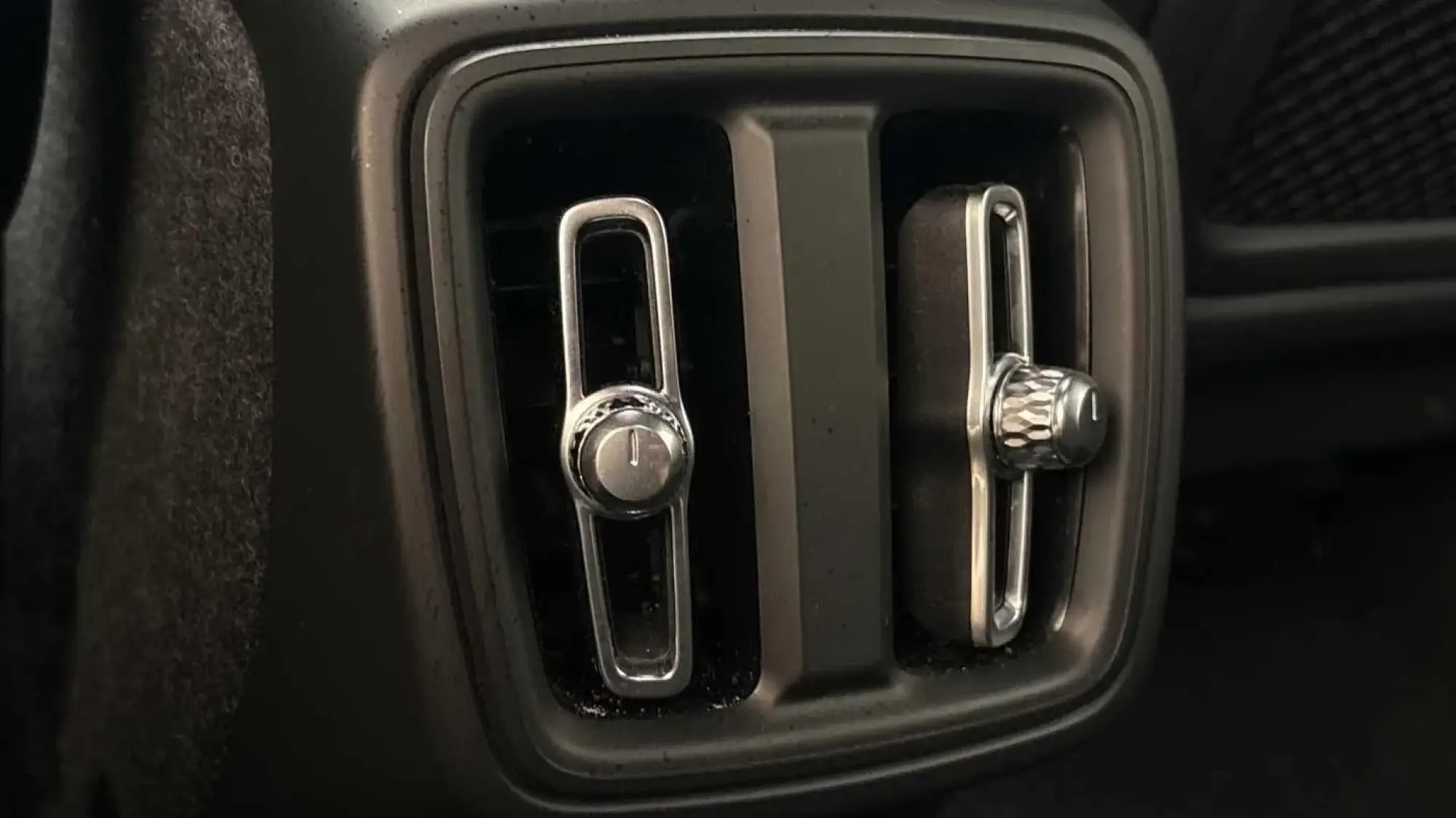 Volvo XC40 Image 13
