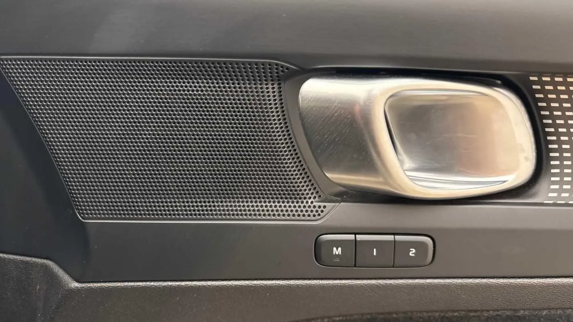 Volvo XC40 Image 17