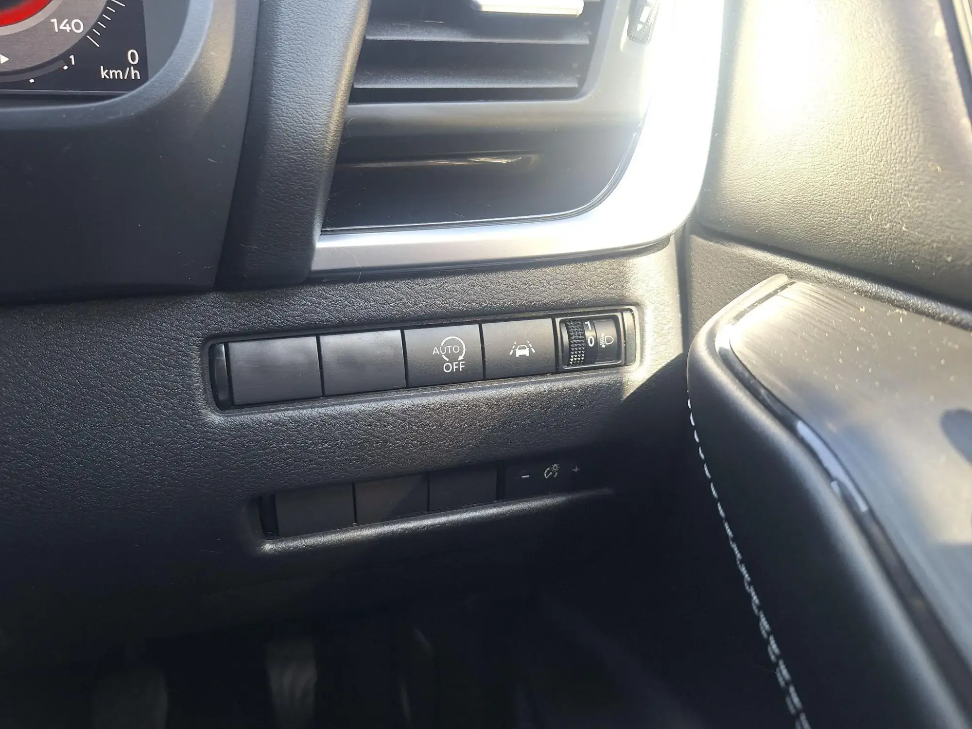 Nissan Qashqai Image 17 Nissan Qashqai Image 17
