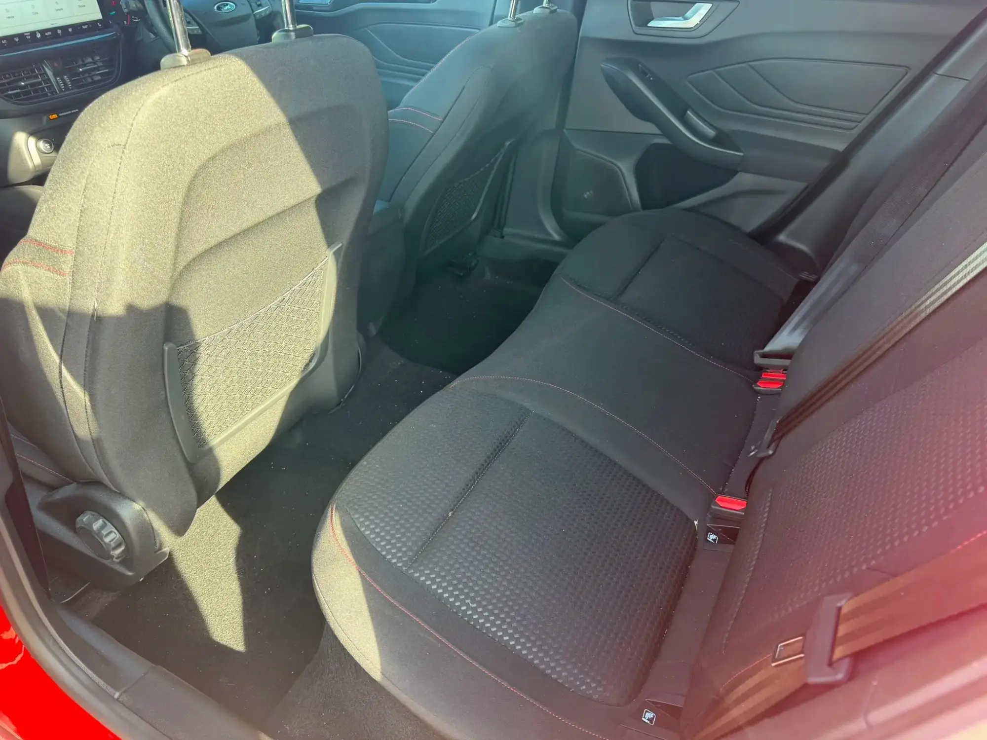 Ford Focus Image 12 Ford Focus Image 12