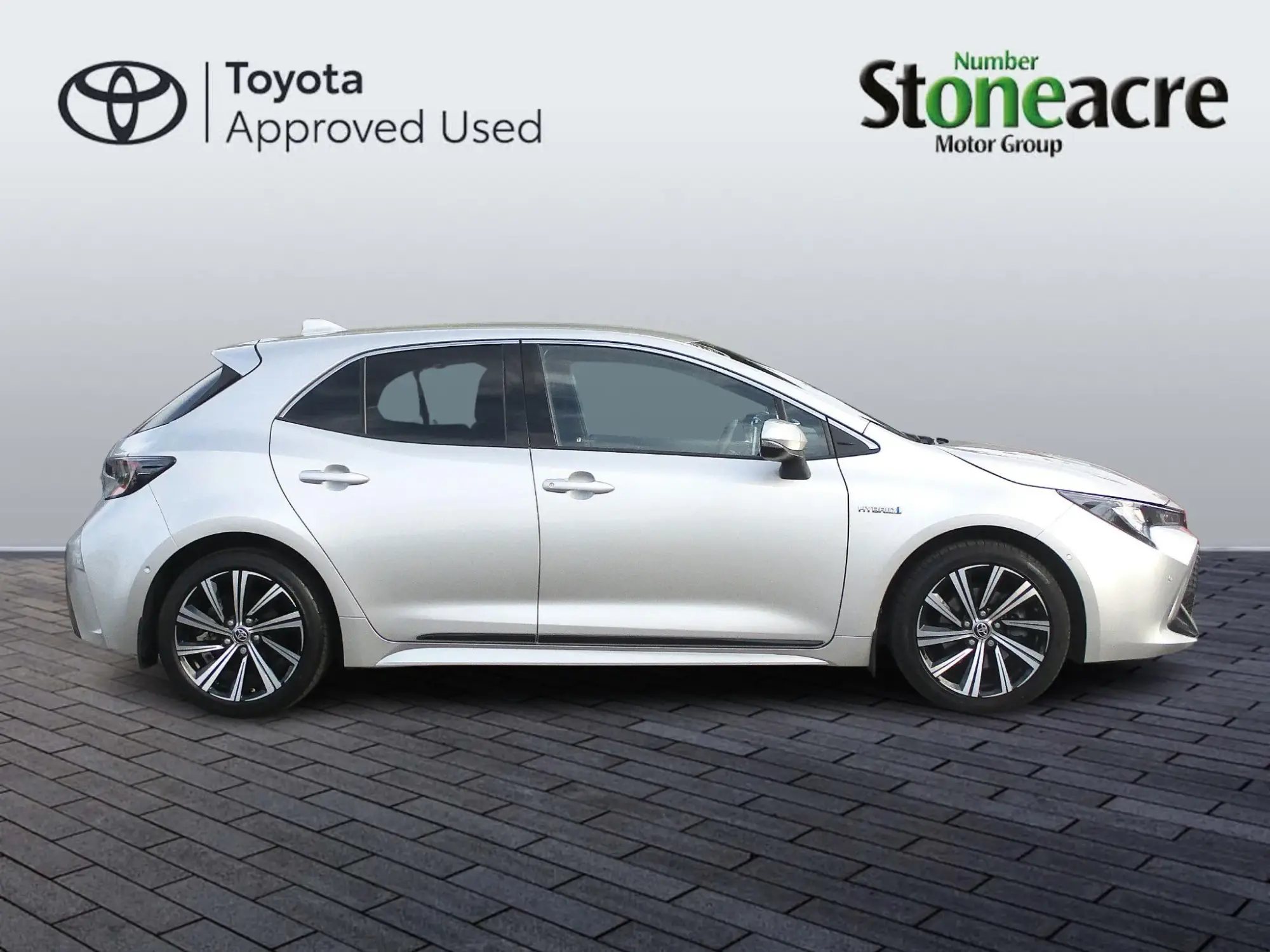 Toyota Corolla Hatchback Image 2 Toyota Corolla Hatchback Image 2
