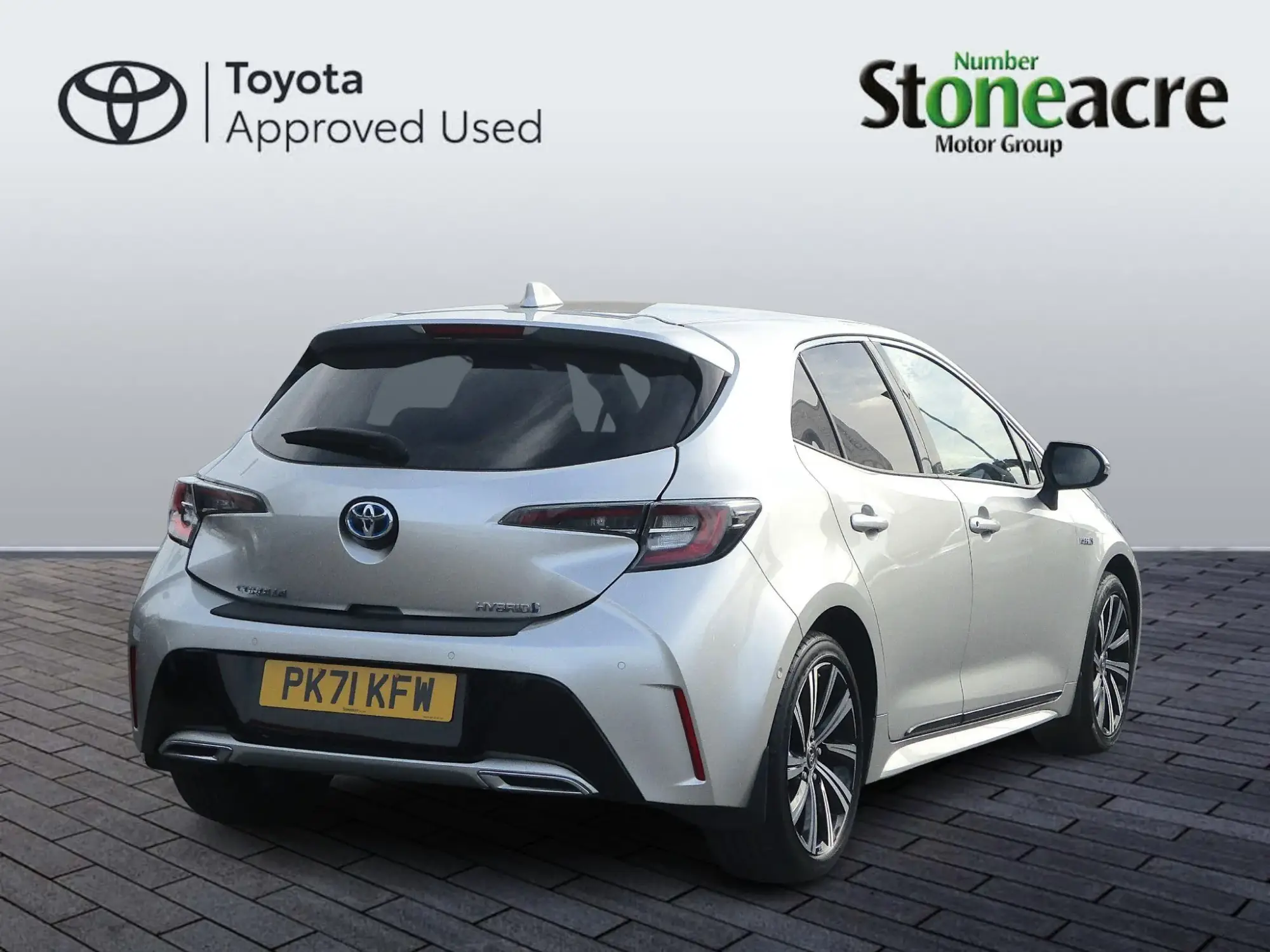Toyota Corolla Hatchback Image 3 Toyota Corolla Hatchback Image 3