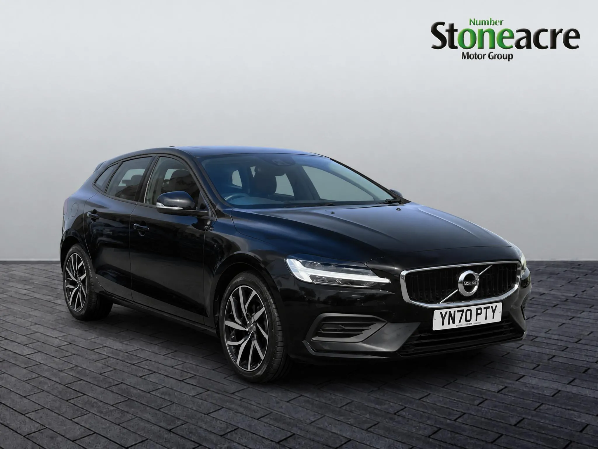 Volvo V60 undefined 2.0 D3 Momentum Plus Euro 6 (s/s) 5dr