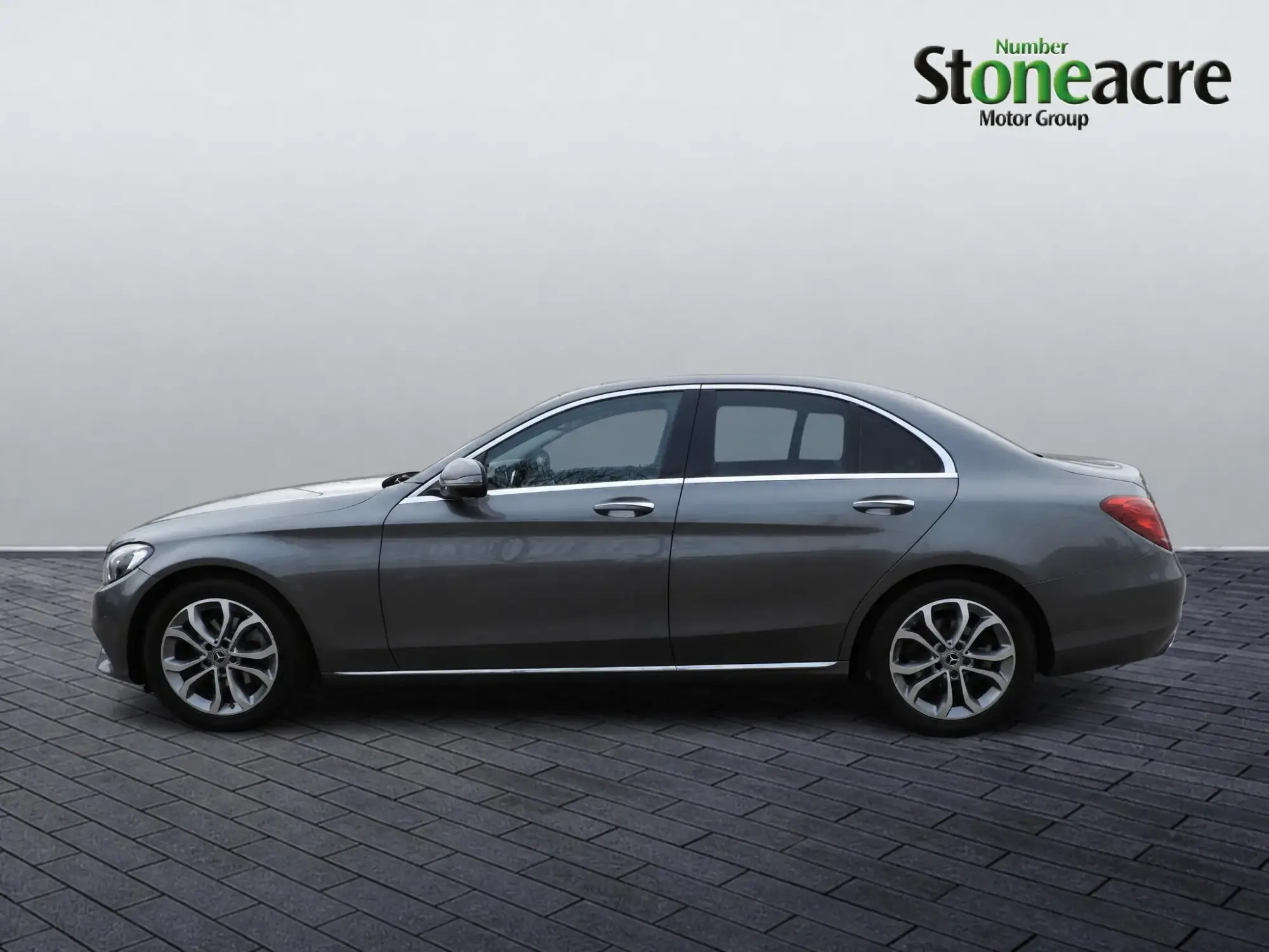Mercedes-Benz C-Class Image 6 Mercedes-Benz C-Class Image 6
