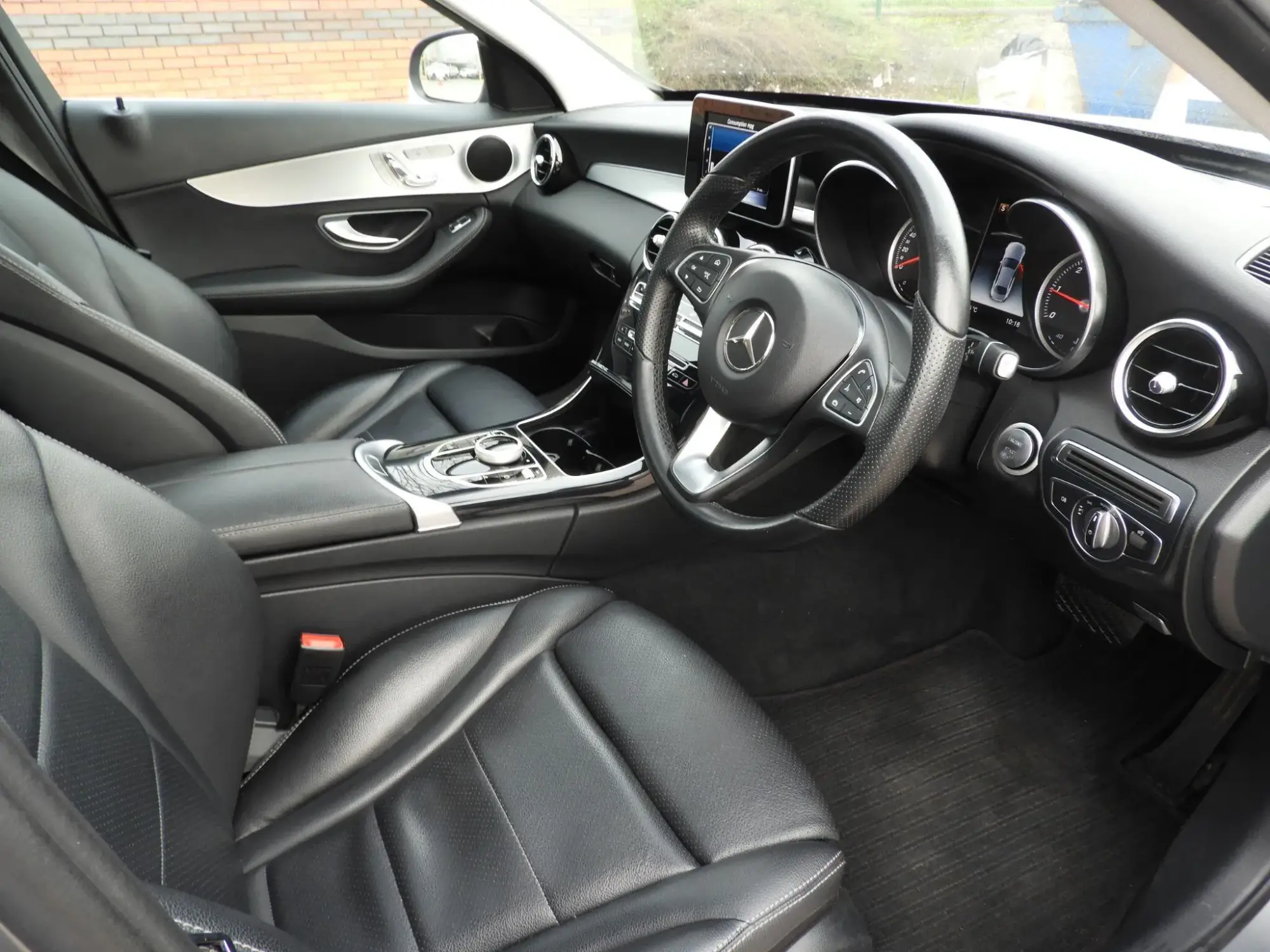 Mercedes-Benz C-Class Image 11 Mercedes-Benz C-Class Image 11