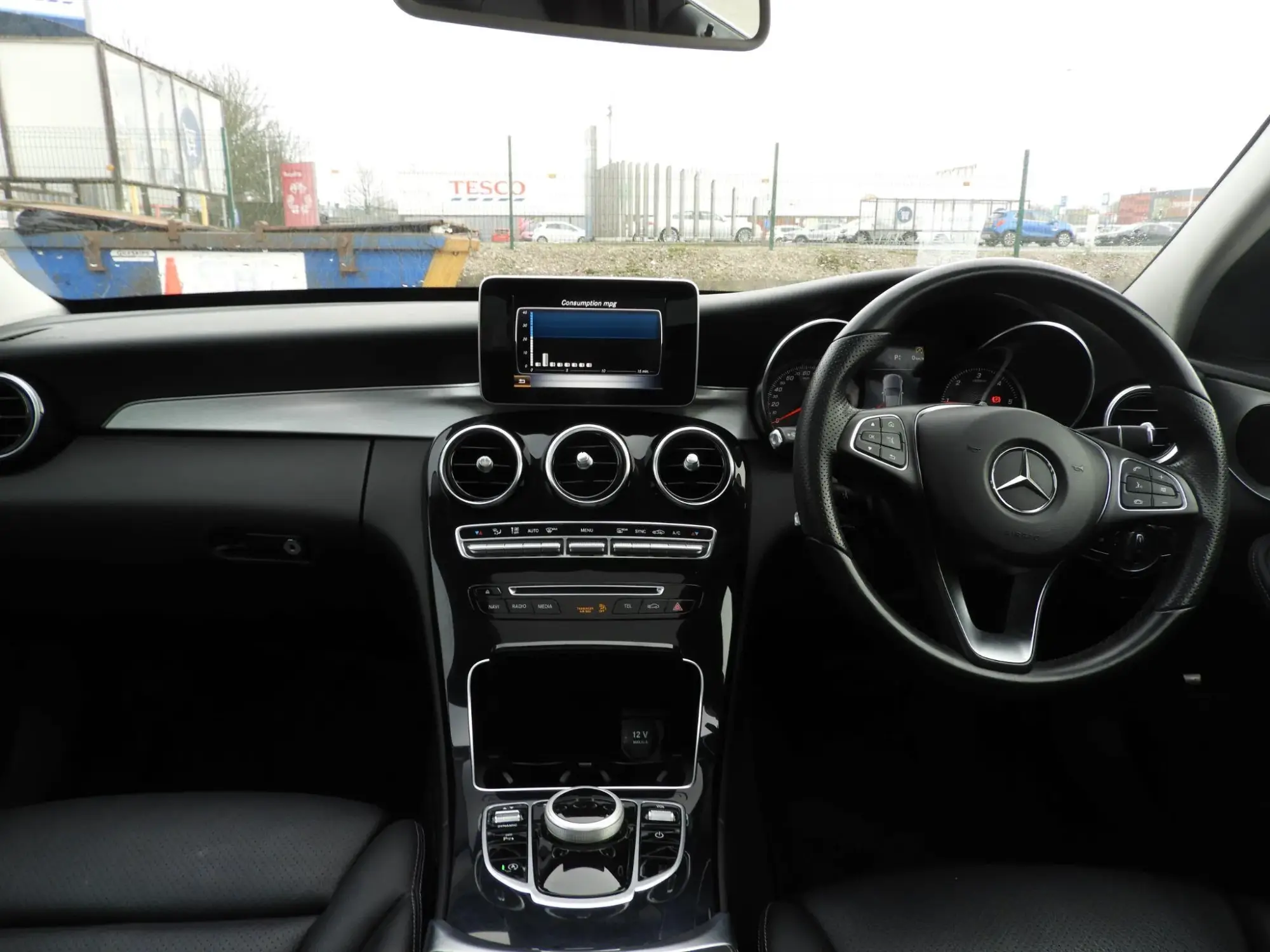 Mercedes-Benz C-Class Image 12 Mercedes-Benz C-Class Image 12