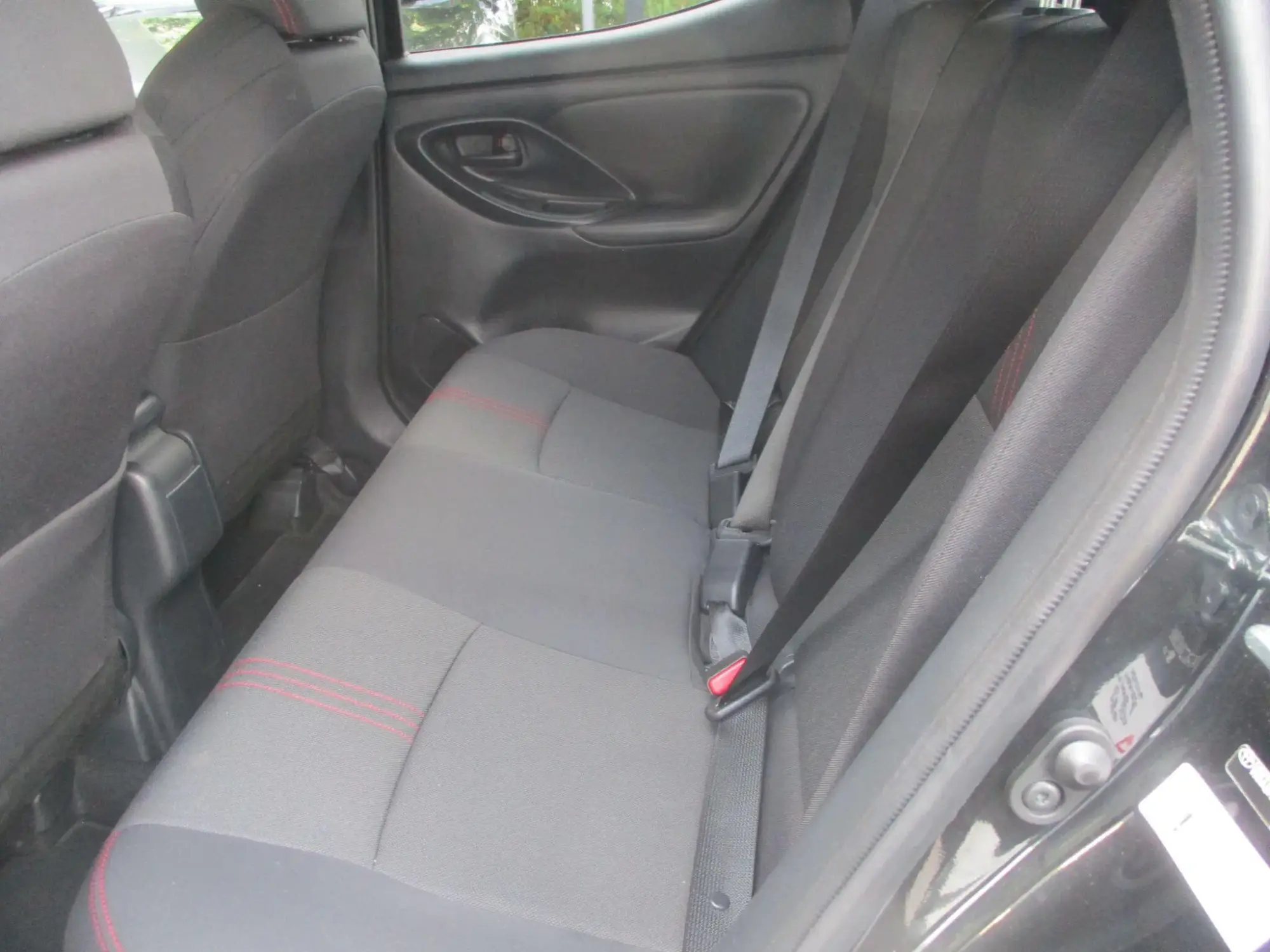 Toyota Yaris Image 18