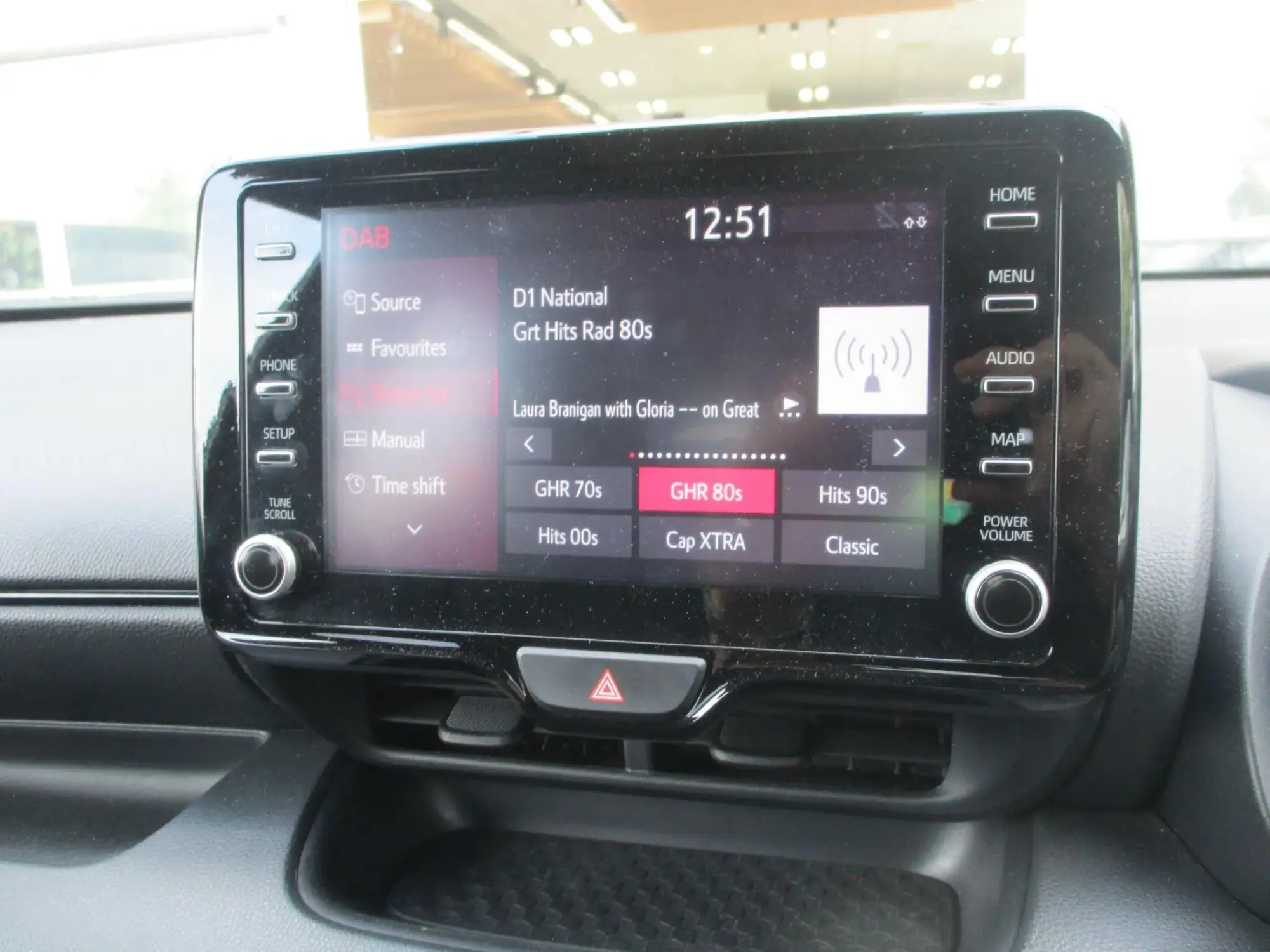Toyota Yaris Image 21