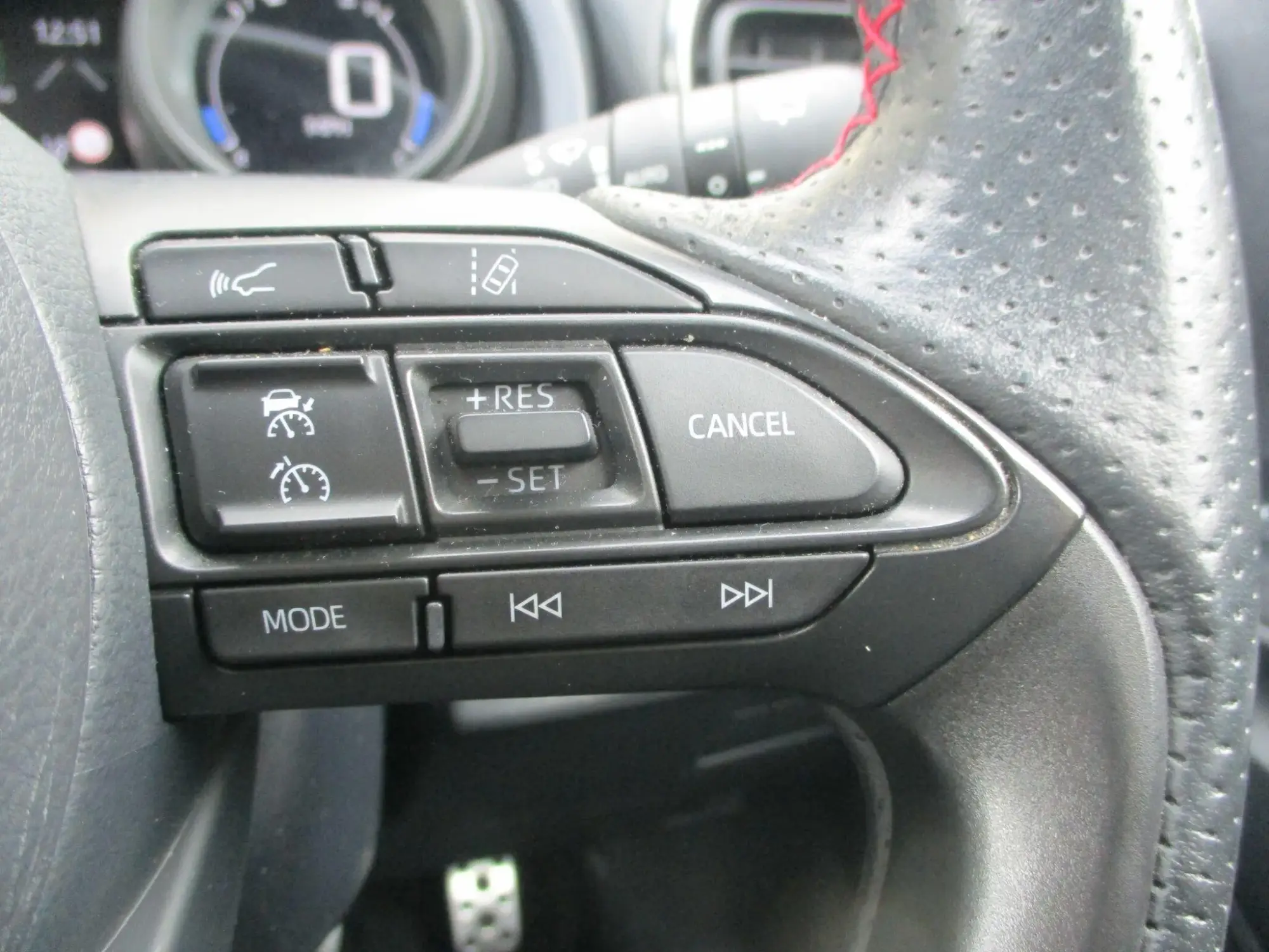 Toyota Yaris Image 25