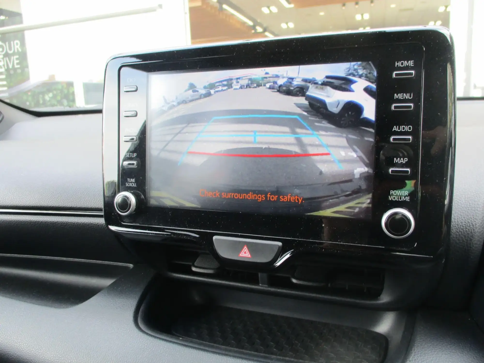 Toyota Yaris Image 28