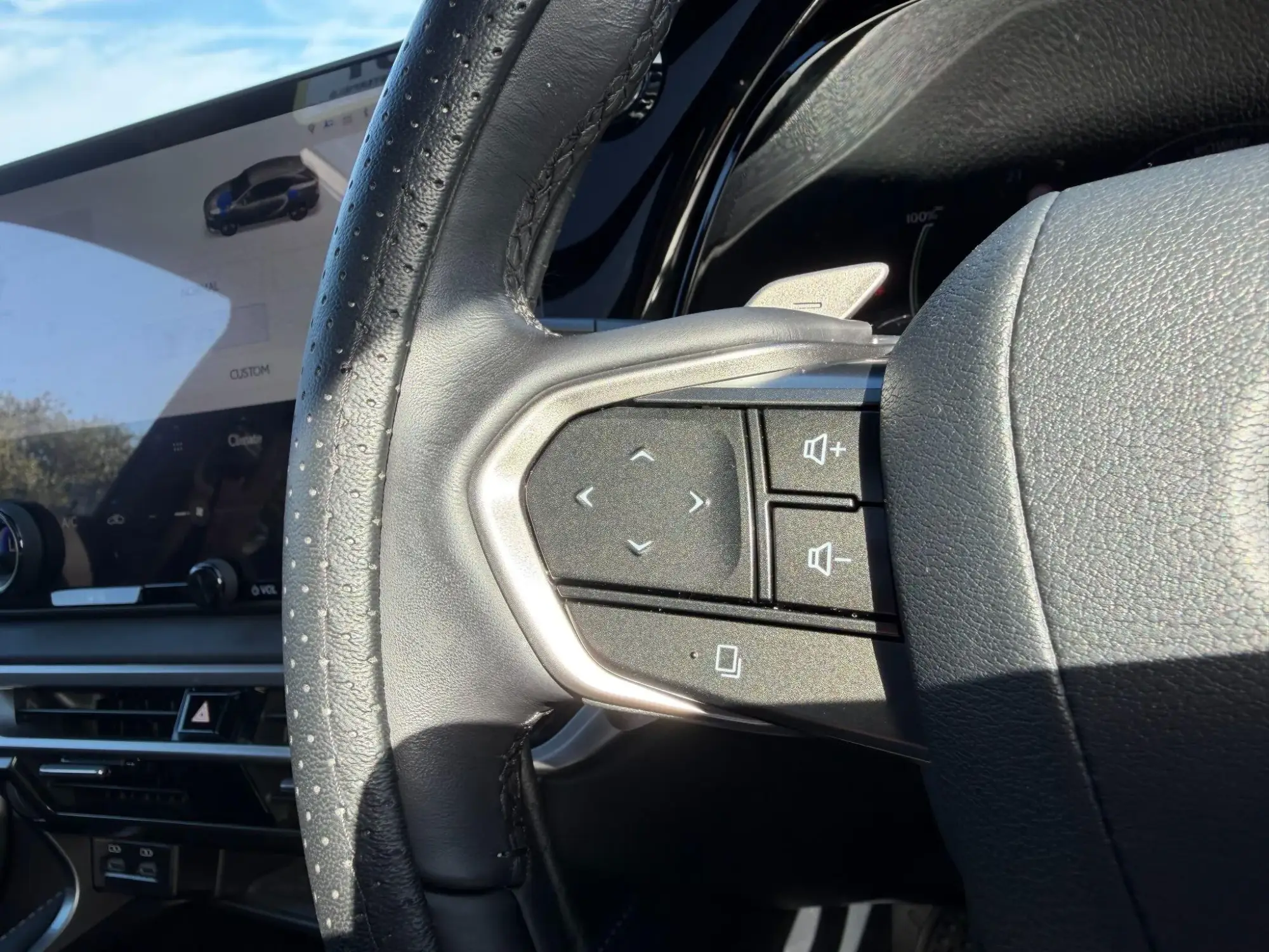 Lexus RX Plug-In Hybrid Image 18 Lexus RX Plug-In Hybrid Image 18