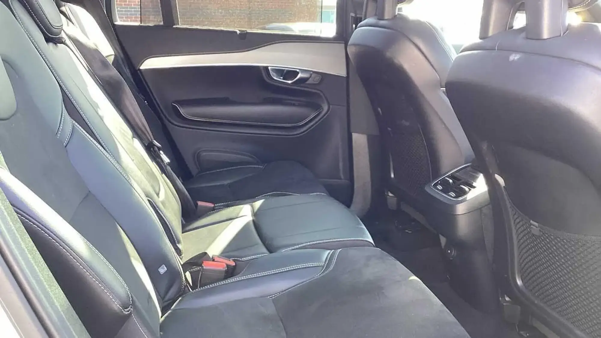 Volvo XC90 Image 6