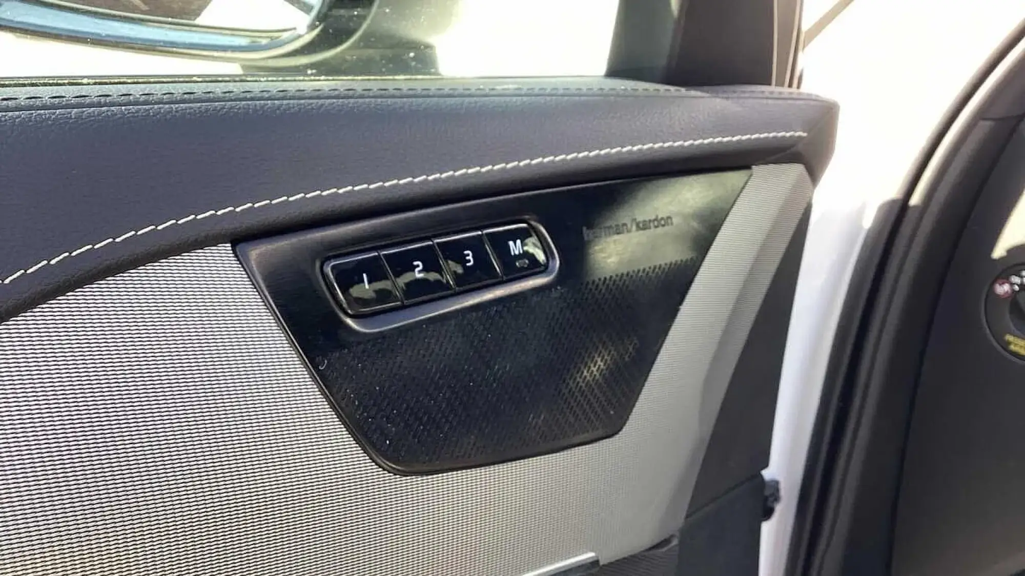 Volvo XC90 Image 17