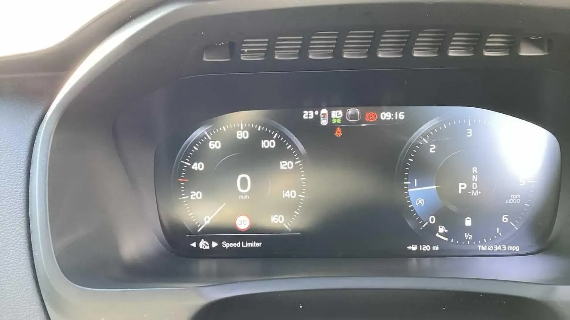 Volvo XC90 Image 34