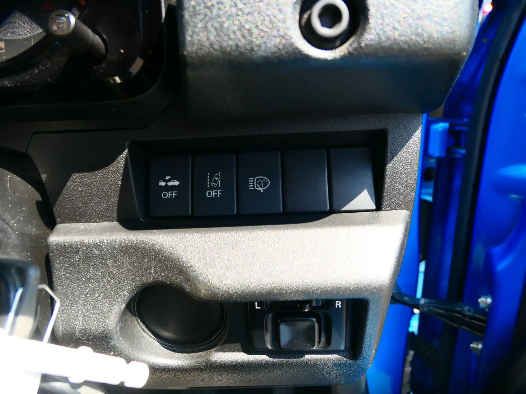 Suzuki Jimny Image 12